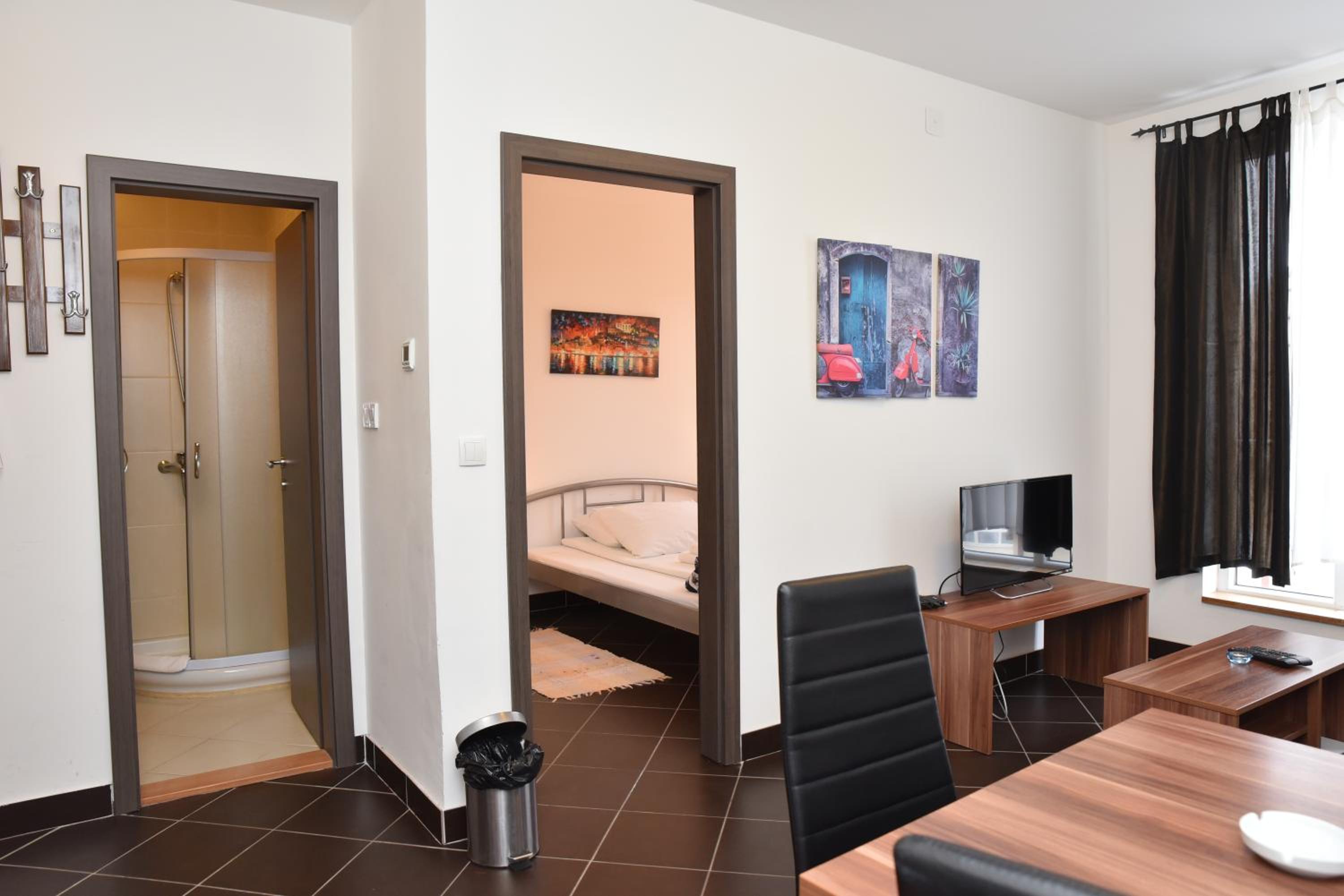 Private apartman 5b23 in Kraljevi cardaci