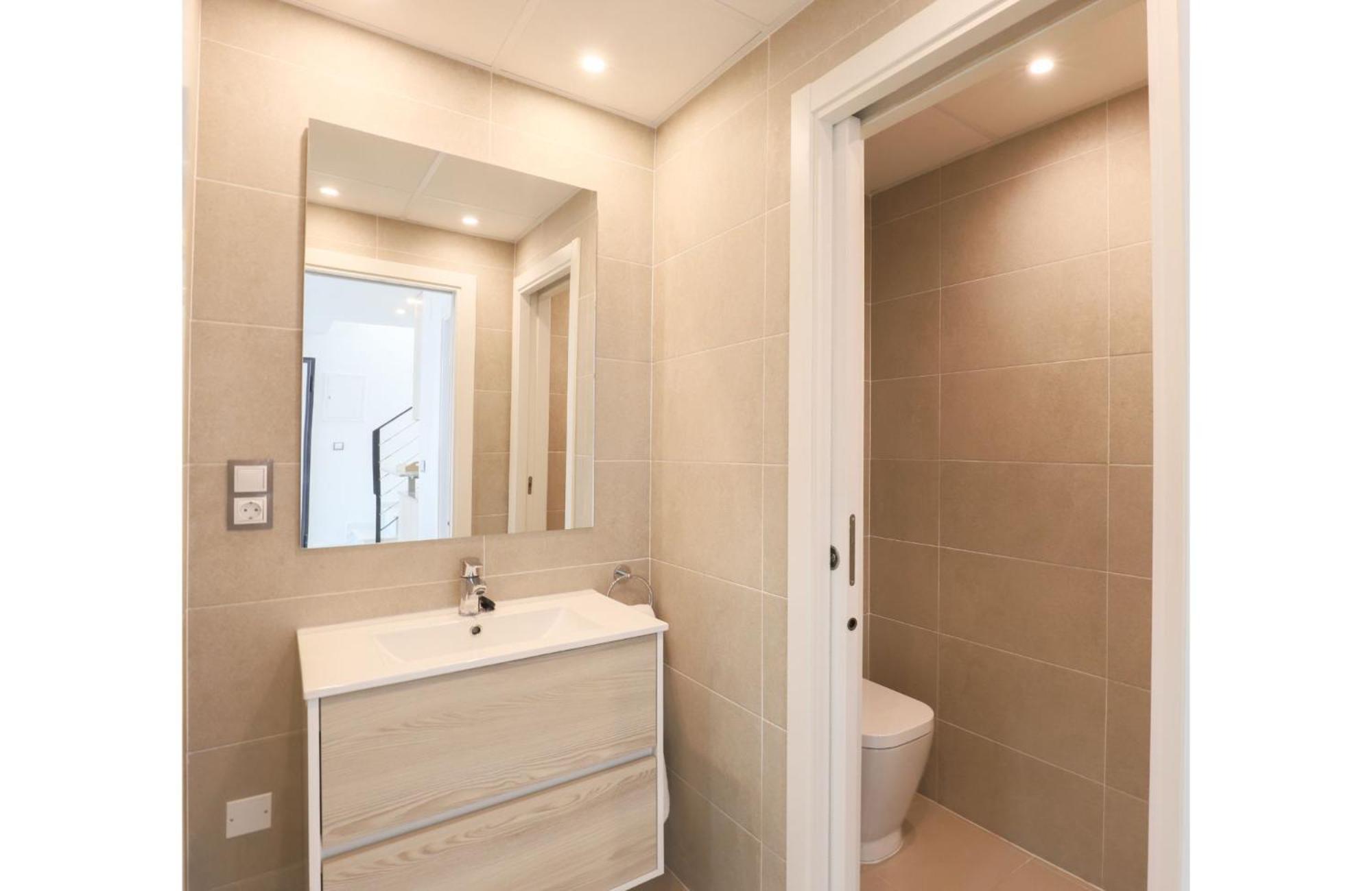 MyFlats Luxury Arenales view 4
