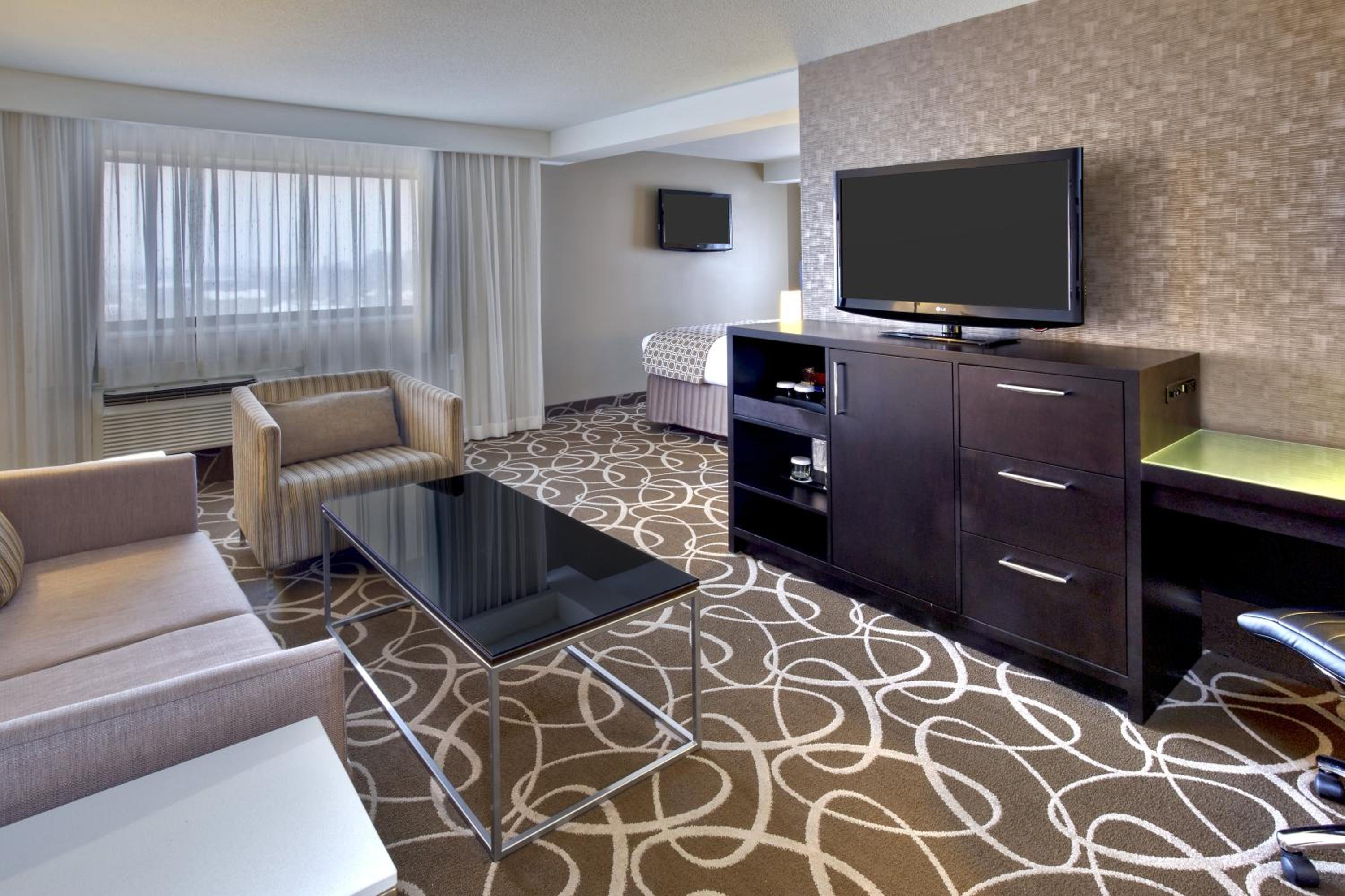 Kitchener Vacations - Crowne Plaza Kitchener-Waterloo, an IHG Hotel - Property Image 11