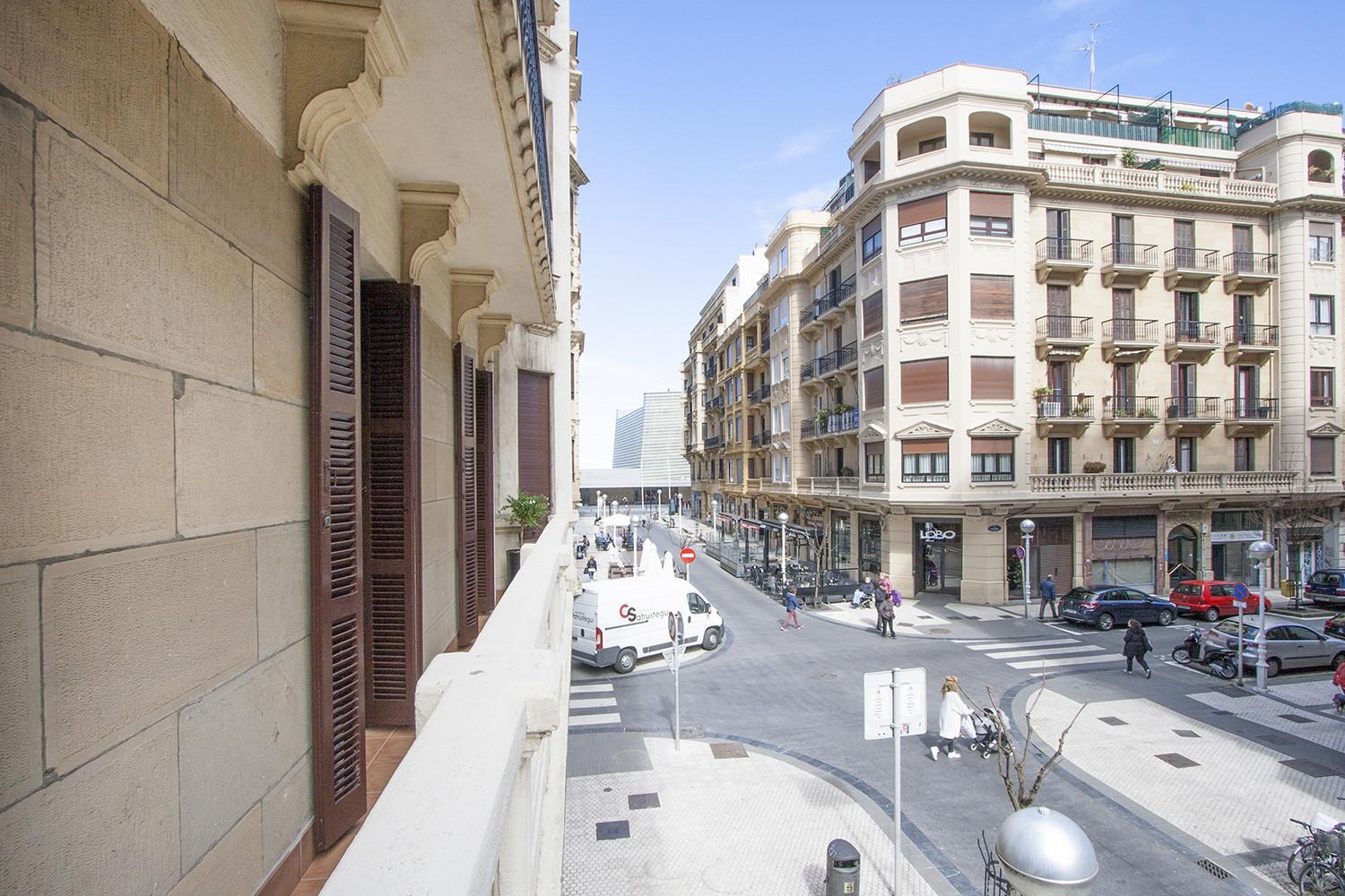 Gerezi - Basque Stay view 2