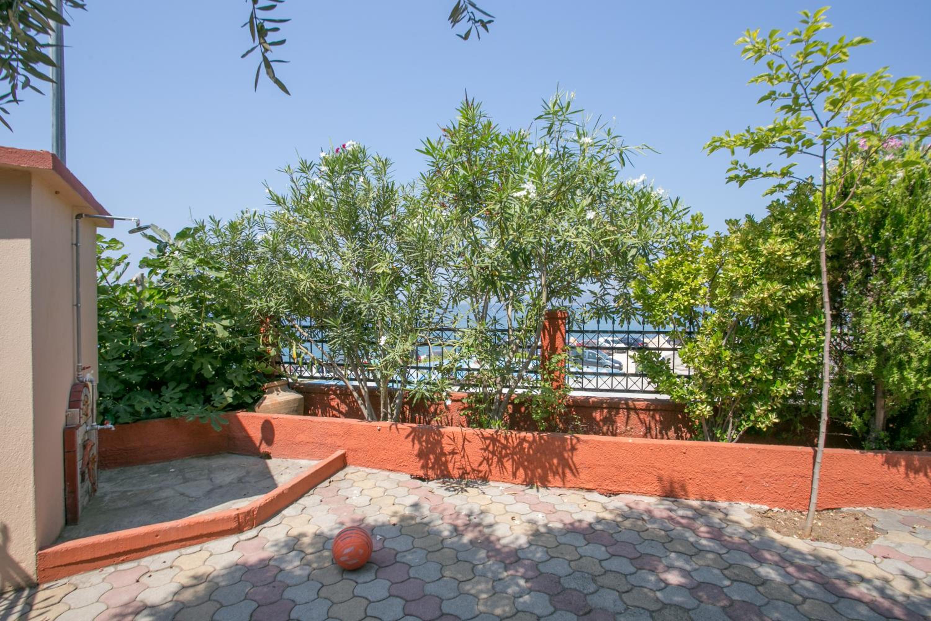 ELVETIA VILLA