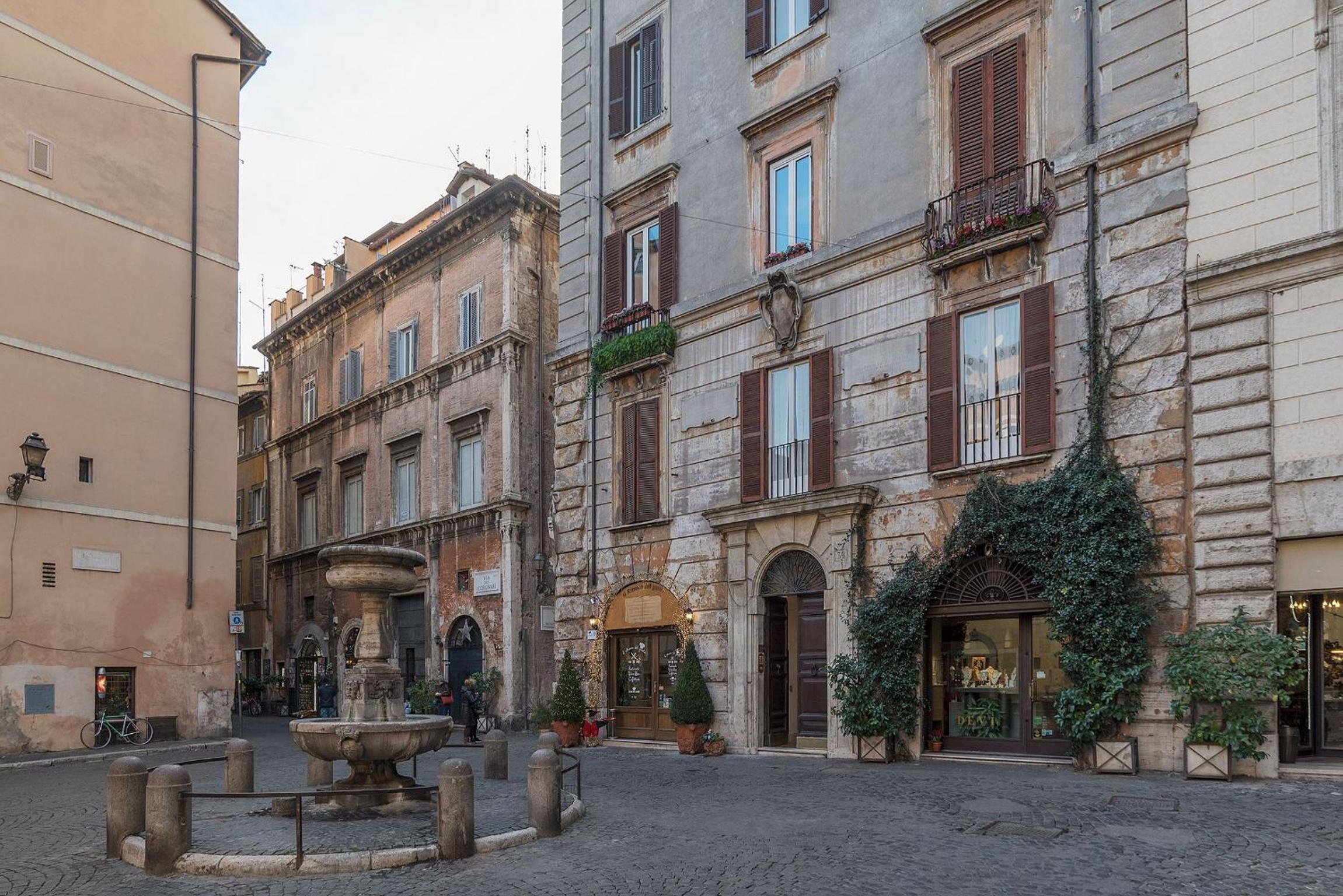 GuestHost - Piazza Navona Panoramic Penthouse