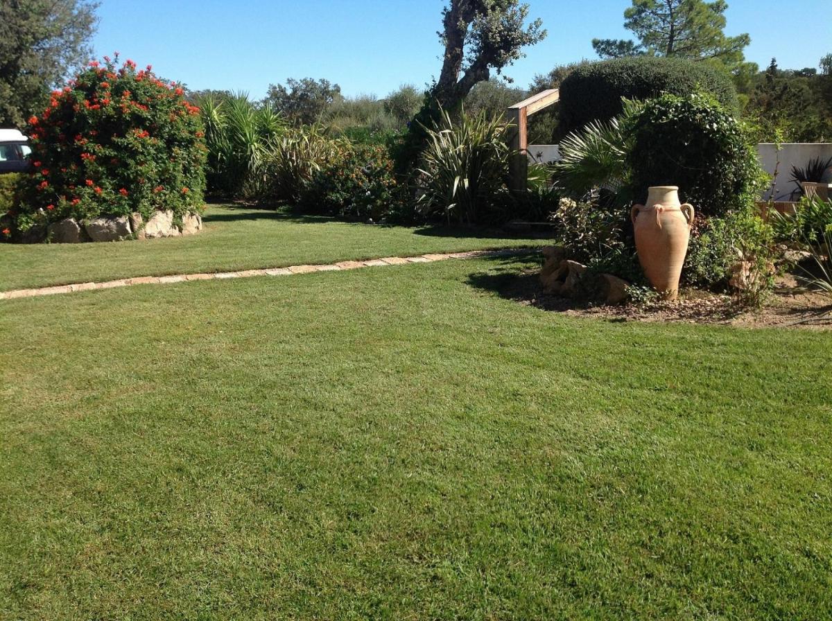 Villa RIVIERA view 3
