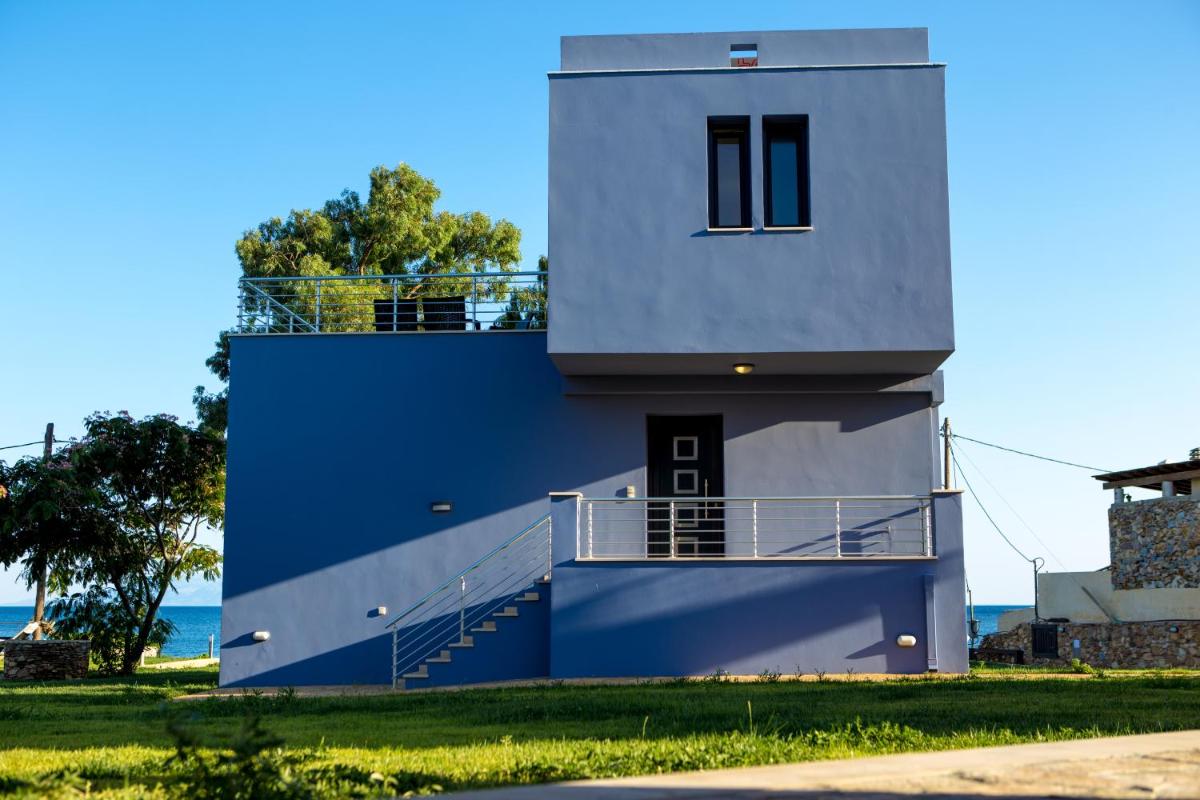 Blue Waves Houses photo 3