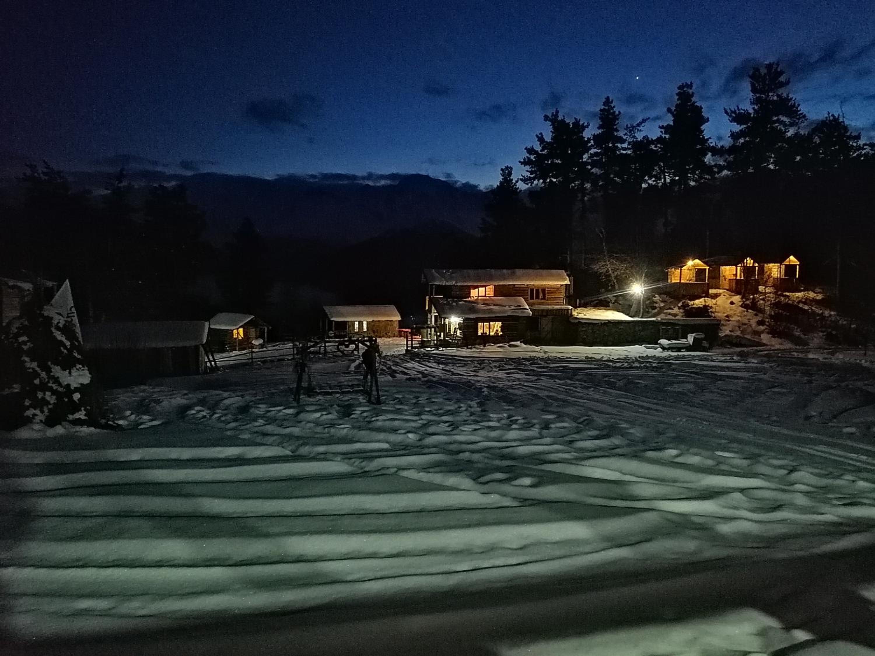 Heshkili huts and cabins Svaneti