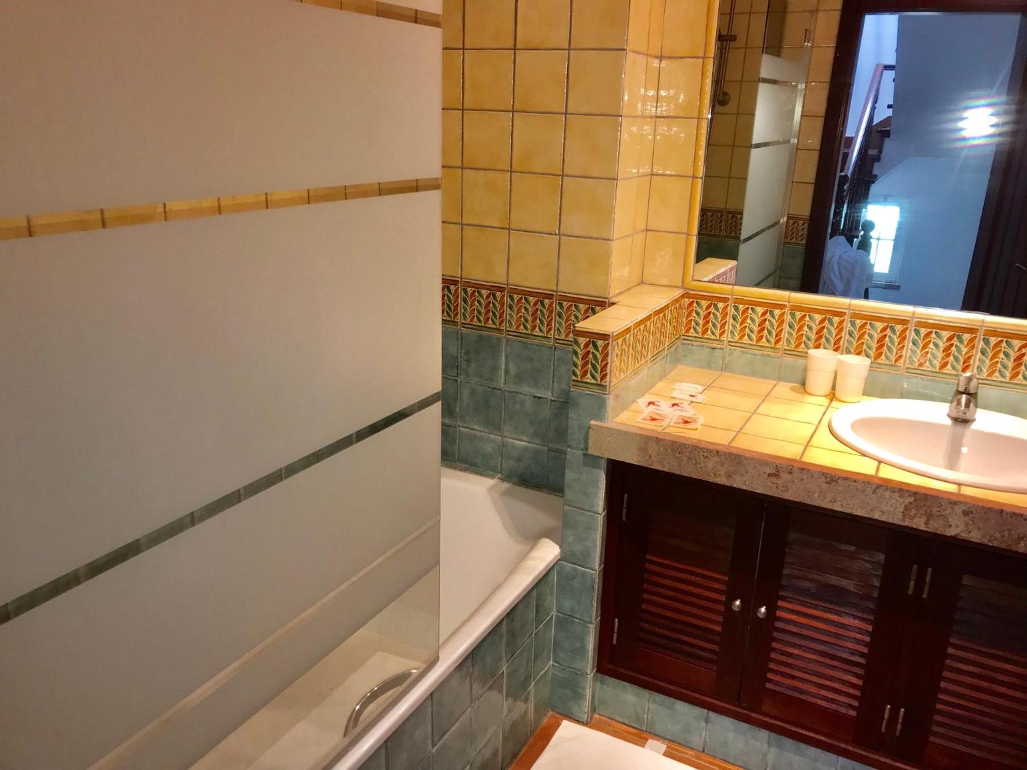 Photo 18