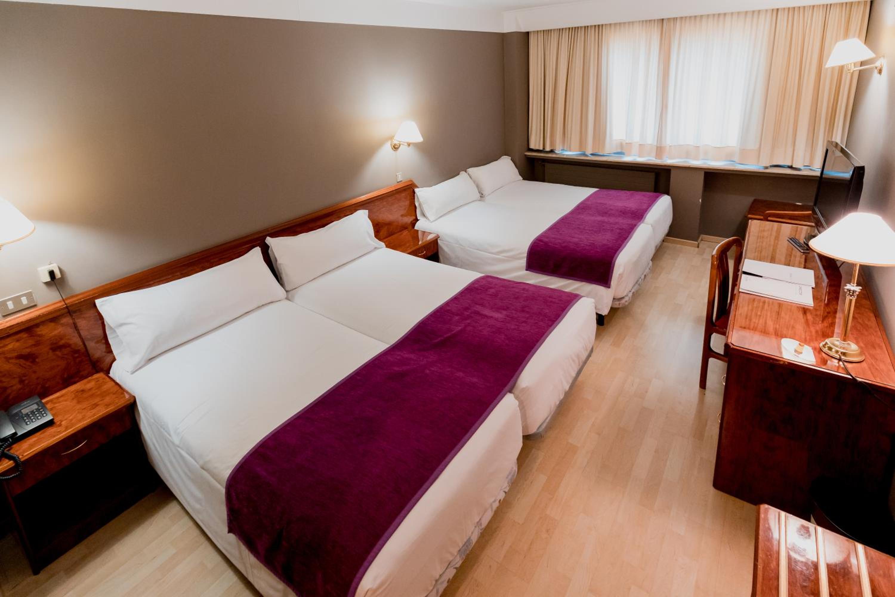 Andorra la Vella Vacations - Sercotel Delfos Andorra - Property Image 4