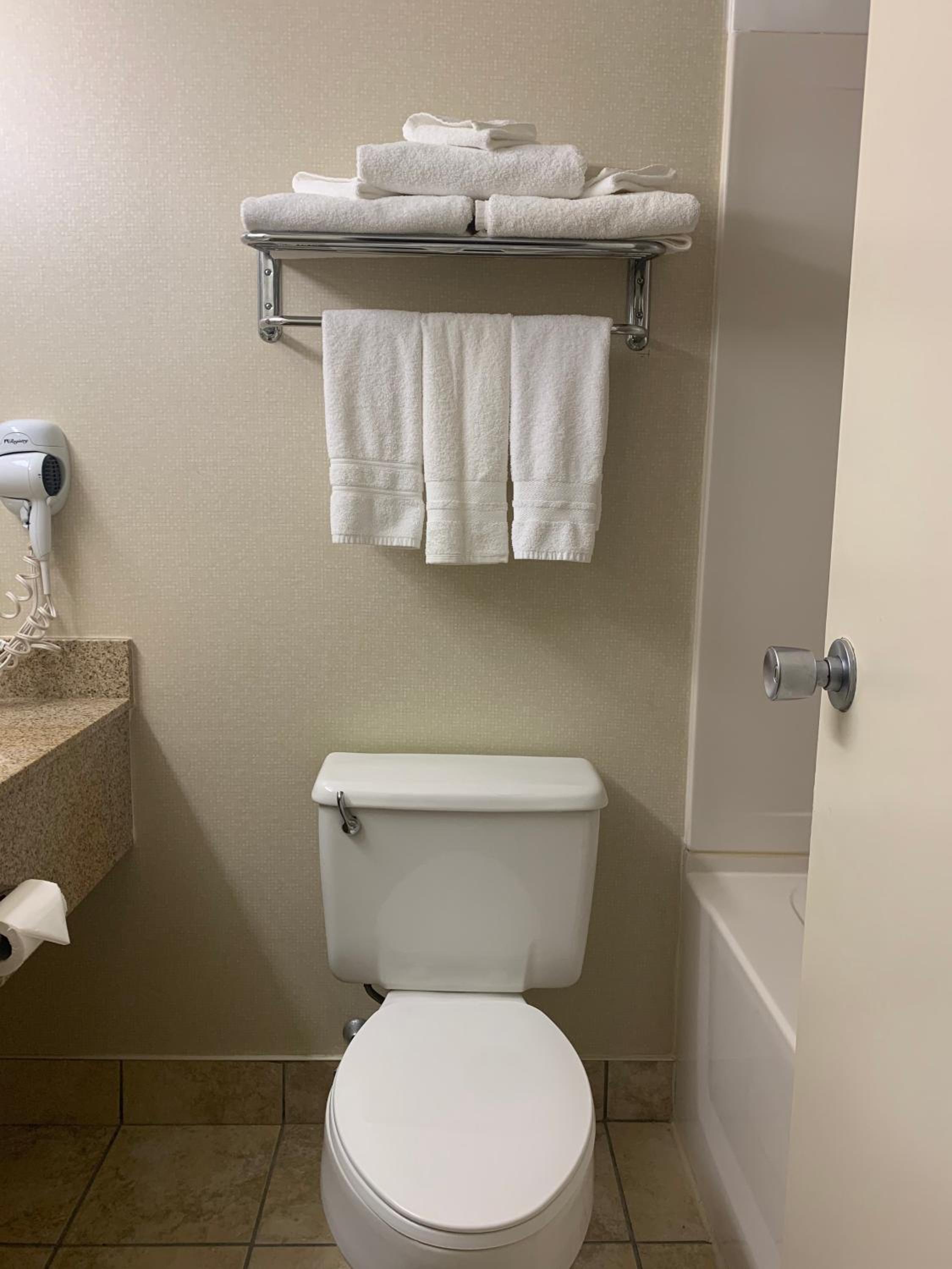 Best Western Executive Hotel New Haven-West Haven - Property Image 37