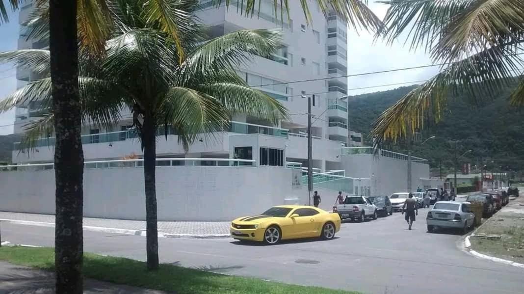 Apartamento para temporada Condomínio Ilha de Noronha Praia Grande SP
