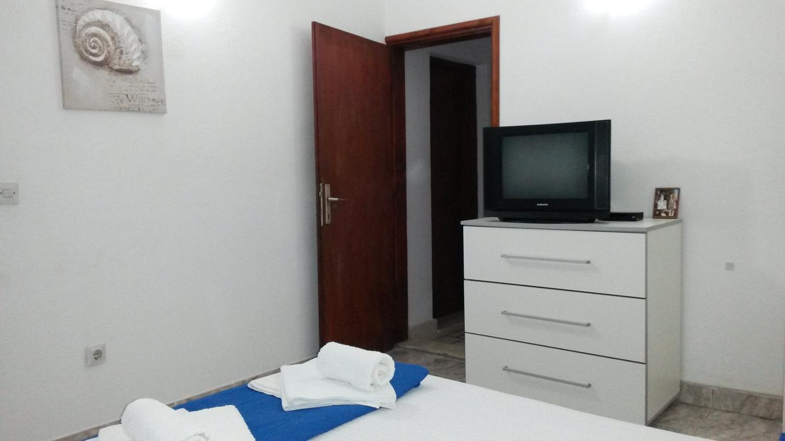 Apartmani Drašković view 2