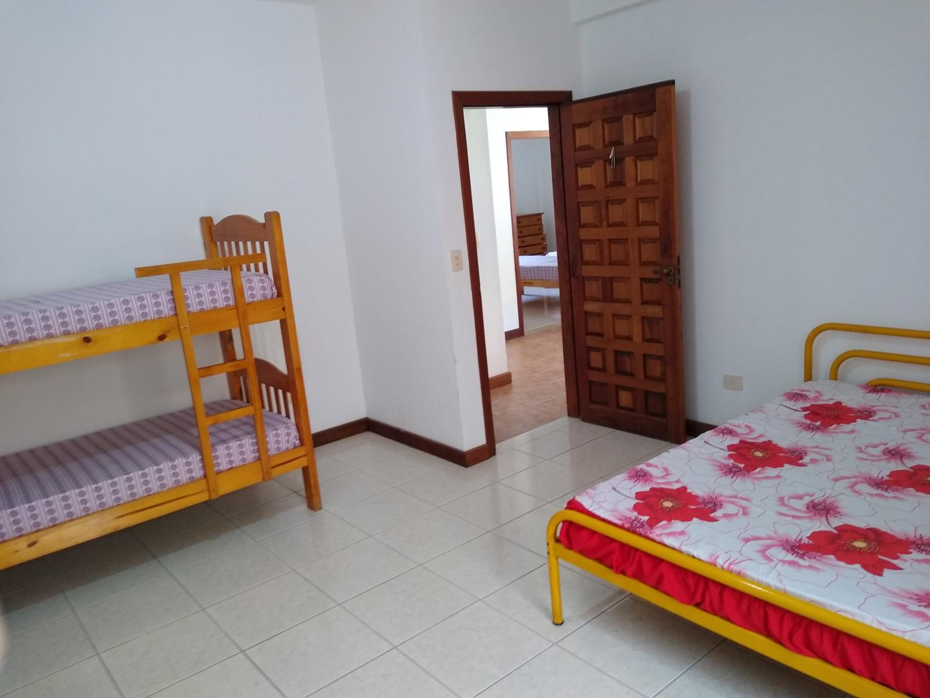Casa Beira-Mar 10pessoas 3 Suítes Térreo - A única realmente 