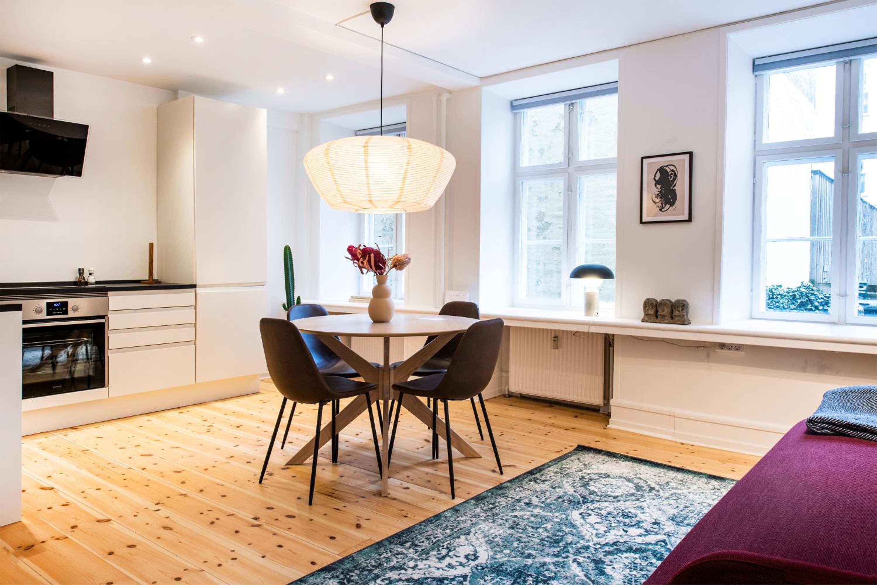 Town Hall Apartments by Daniel&Jacob's view 5