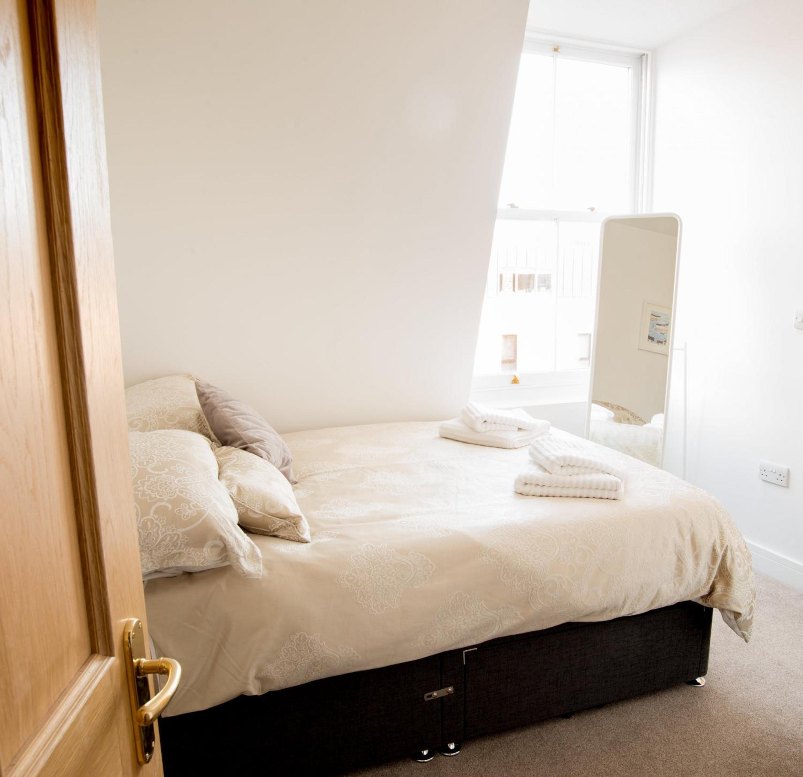 Finest Retreats - Nelly's Nook view 2