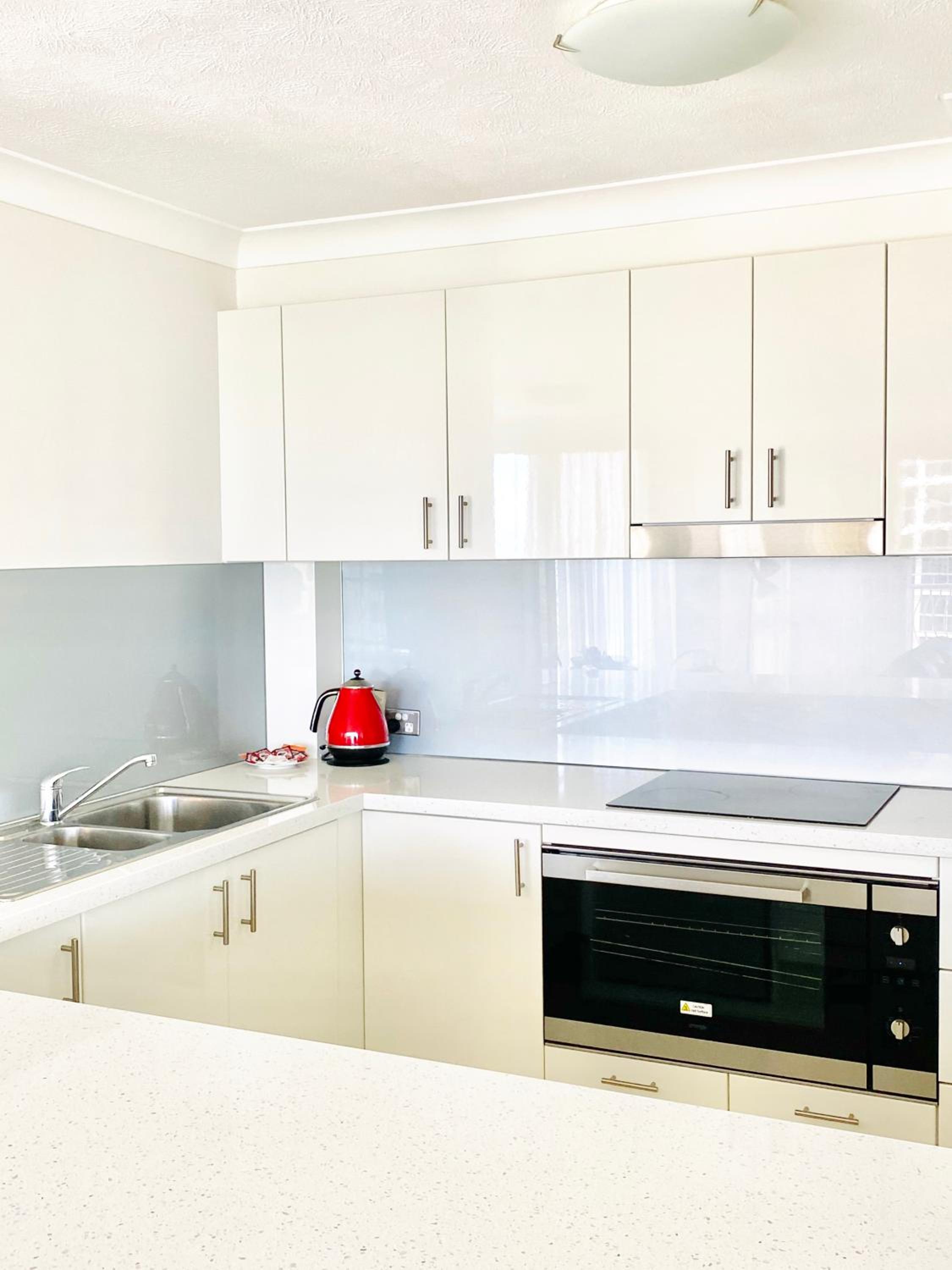 Aegean Apartments Surfers Paradise