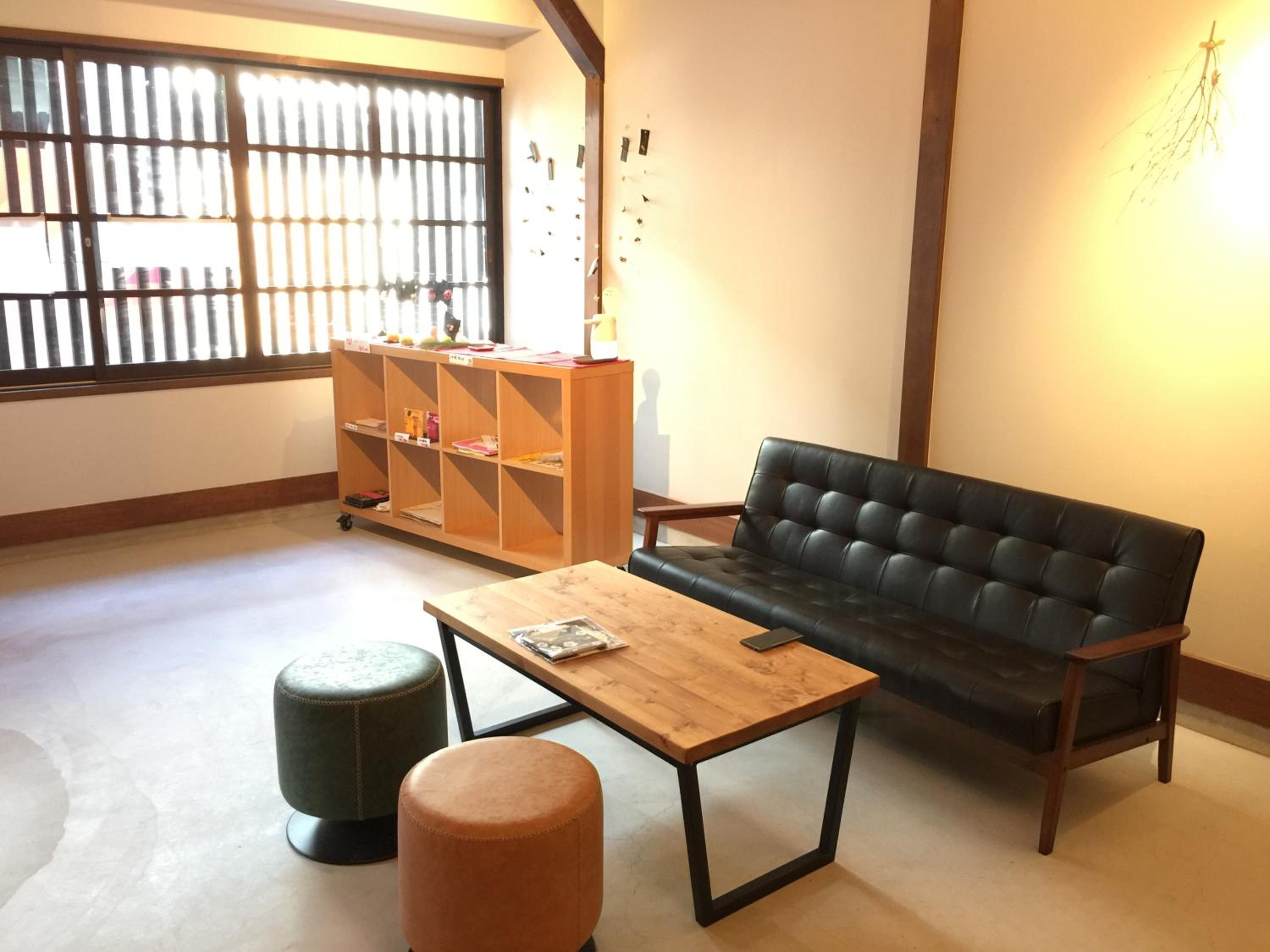 Photo 19
