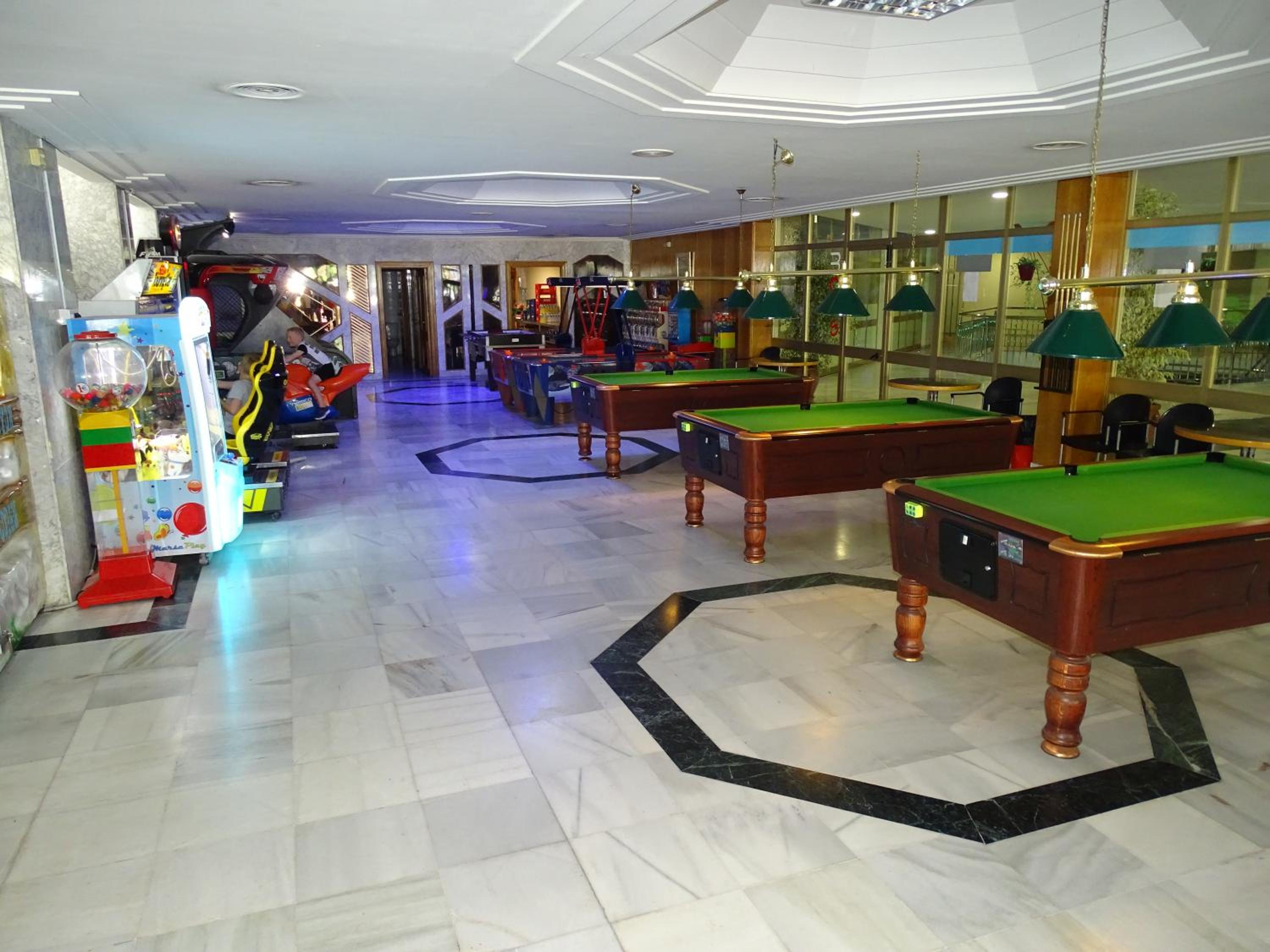 APARTAMENTO EN BENALBEACH