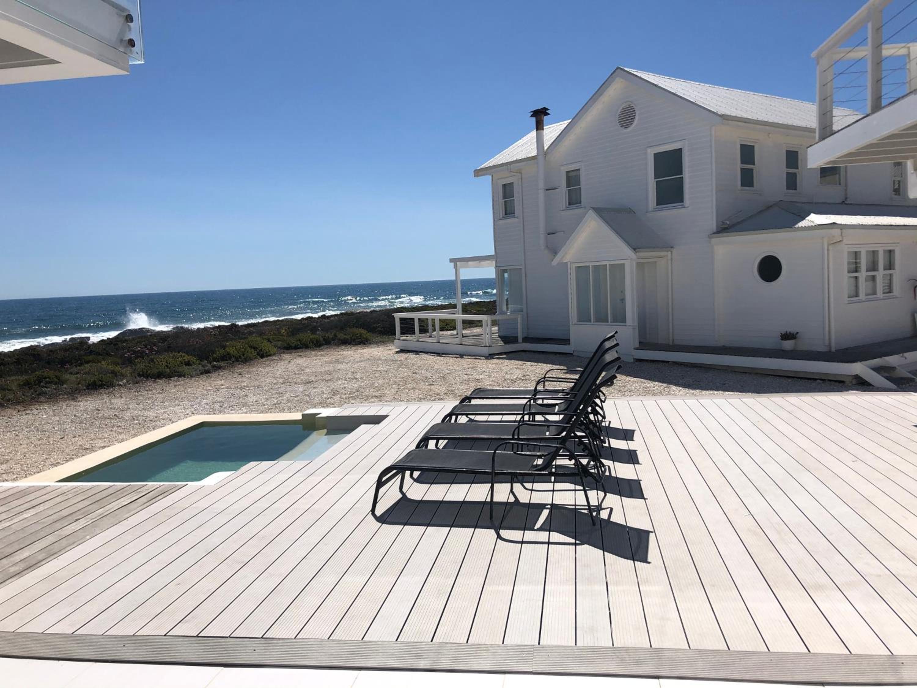 White Sands Beach Villa