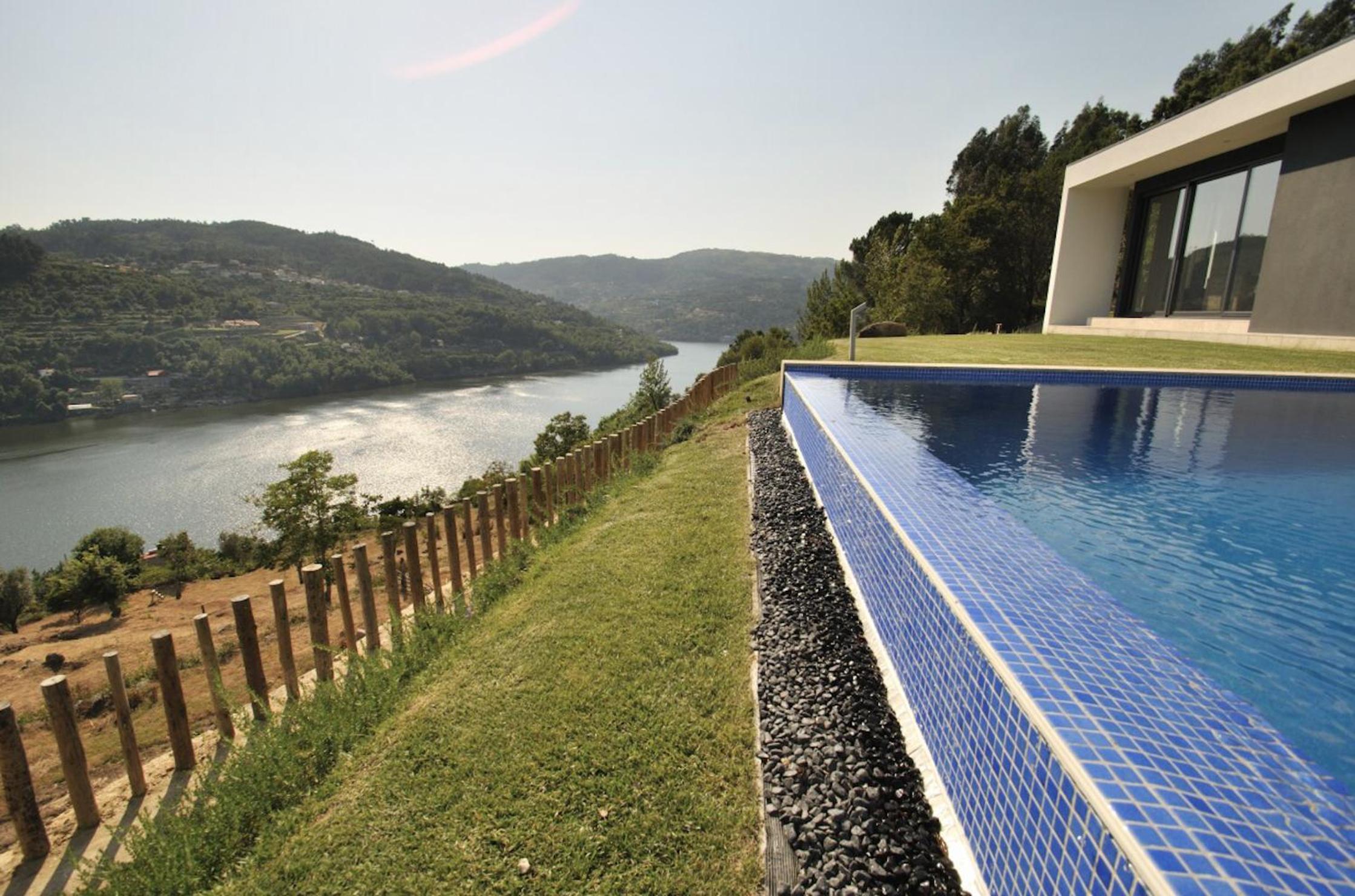 Casa de Ribadouro view 2