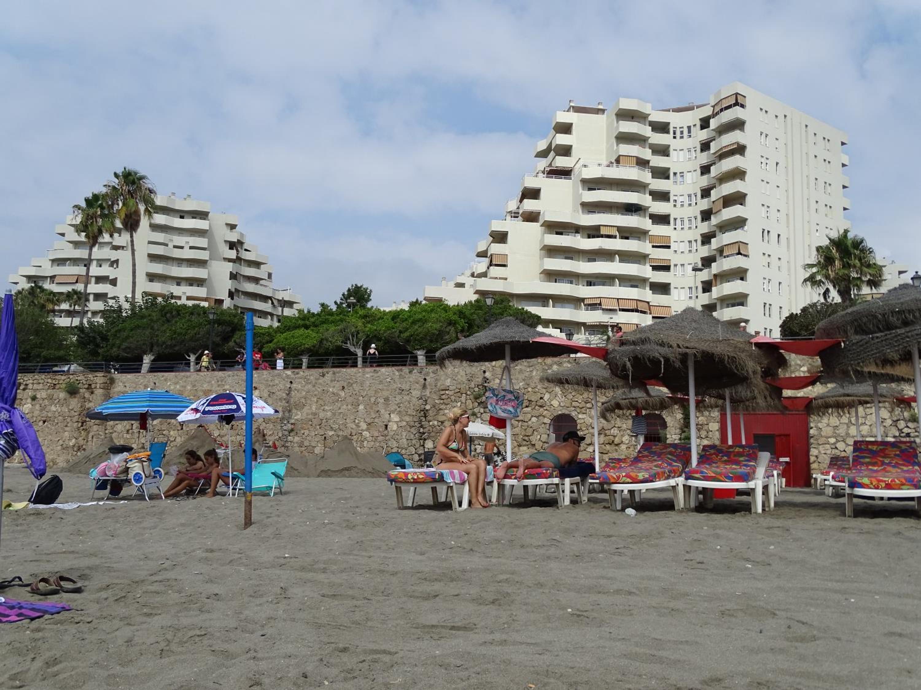 APARTAMENTO EN BENALBEACH