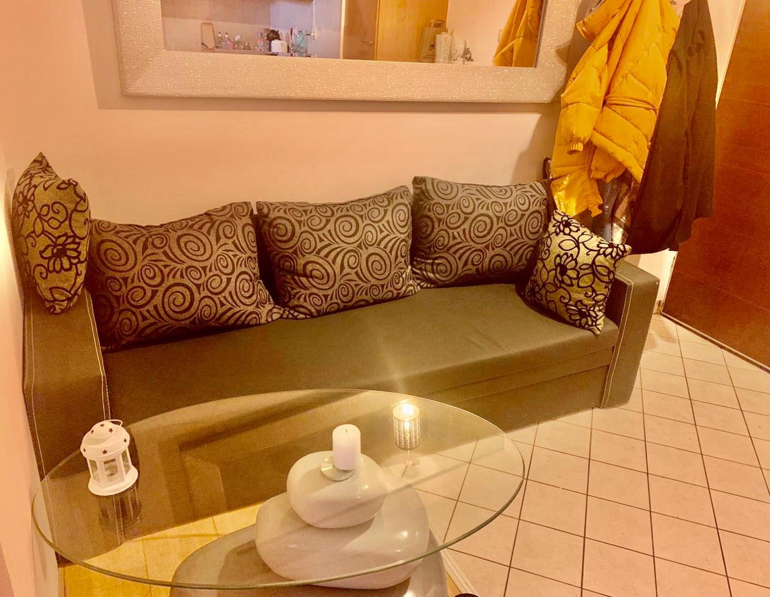 DeSiGn free parking apartment in city center view 3