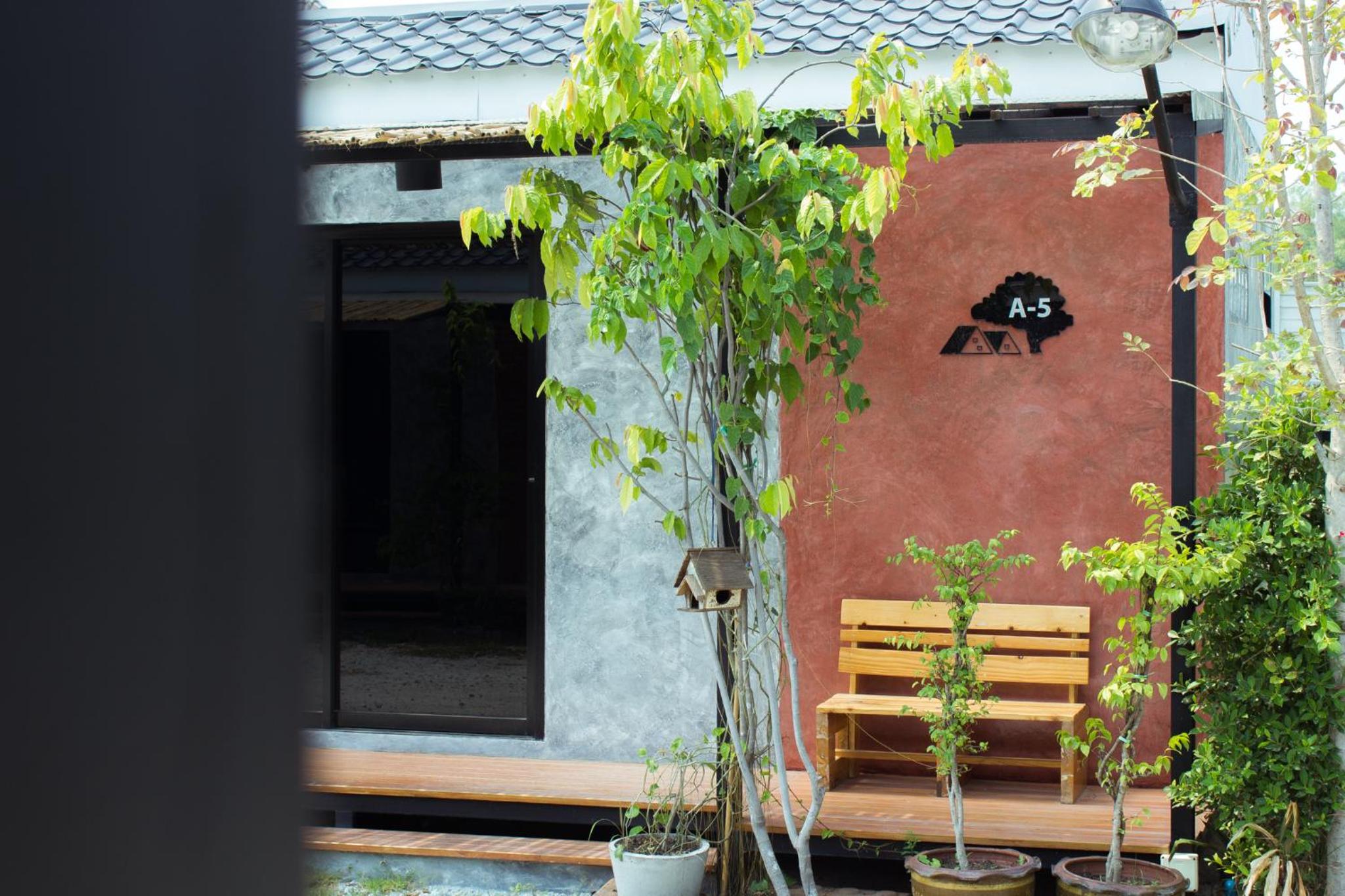 Patoey House