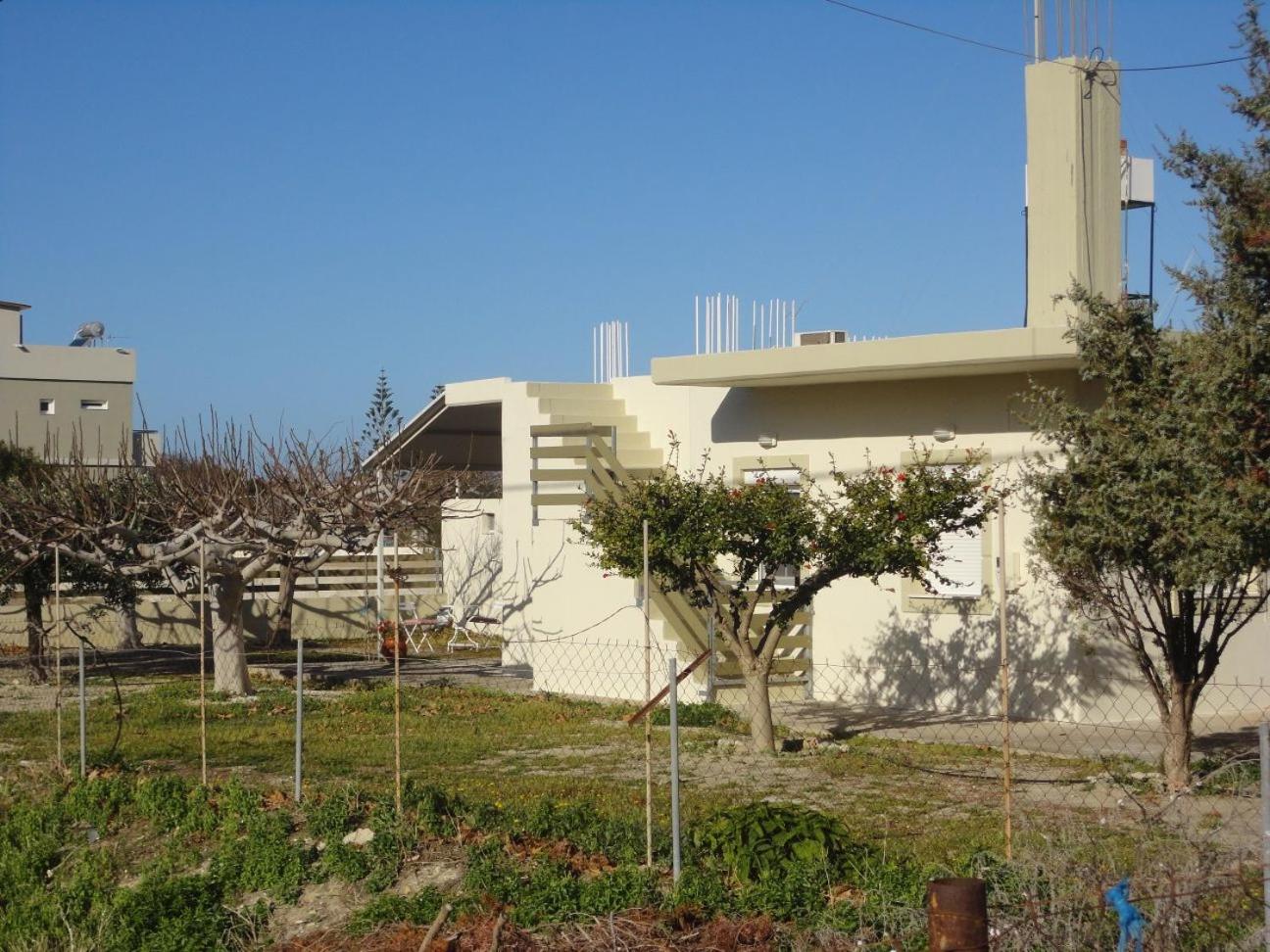 Photo 25