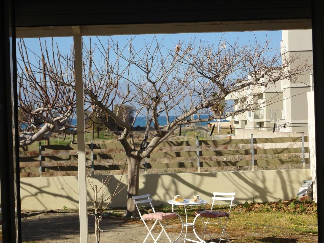 GARDEN HOUSE, Kalamaki view 3