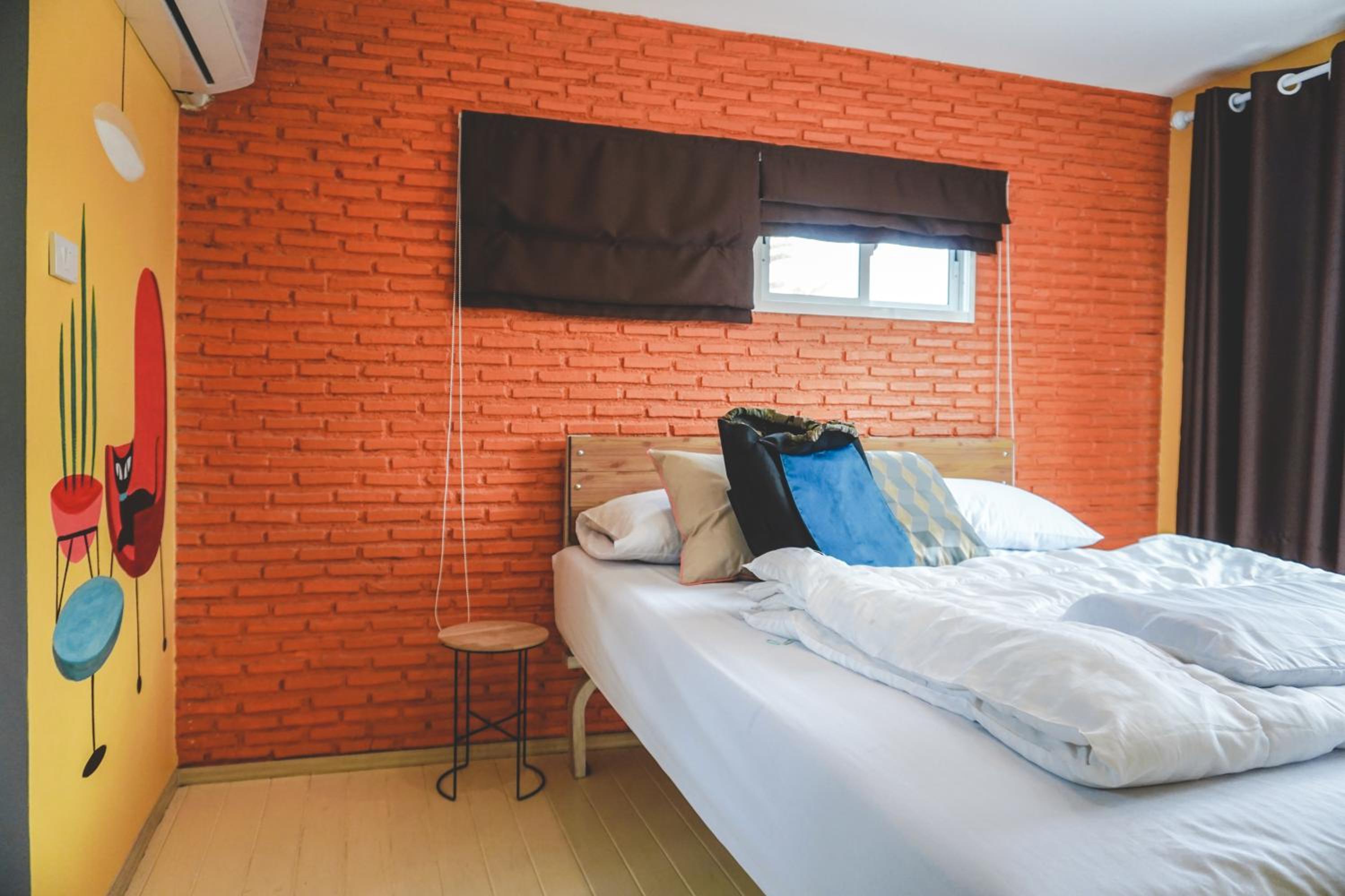 Patoey House