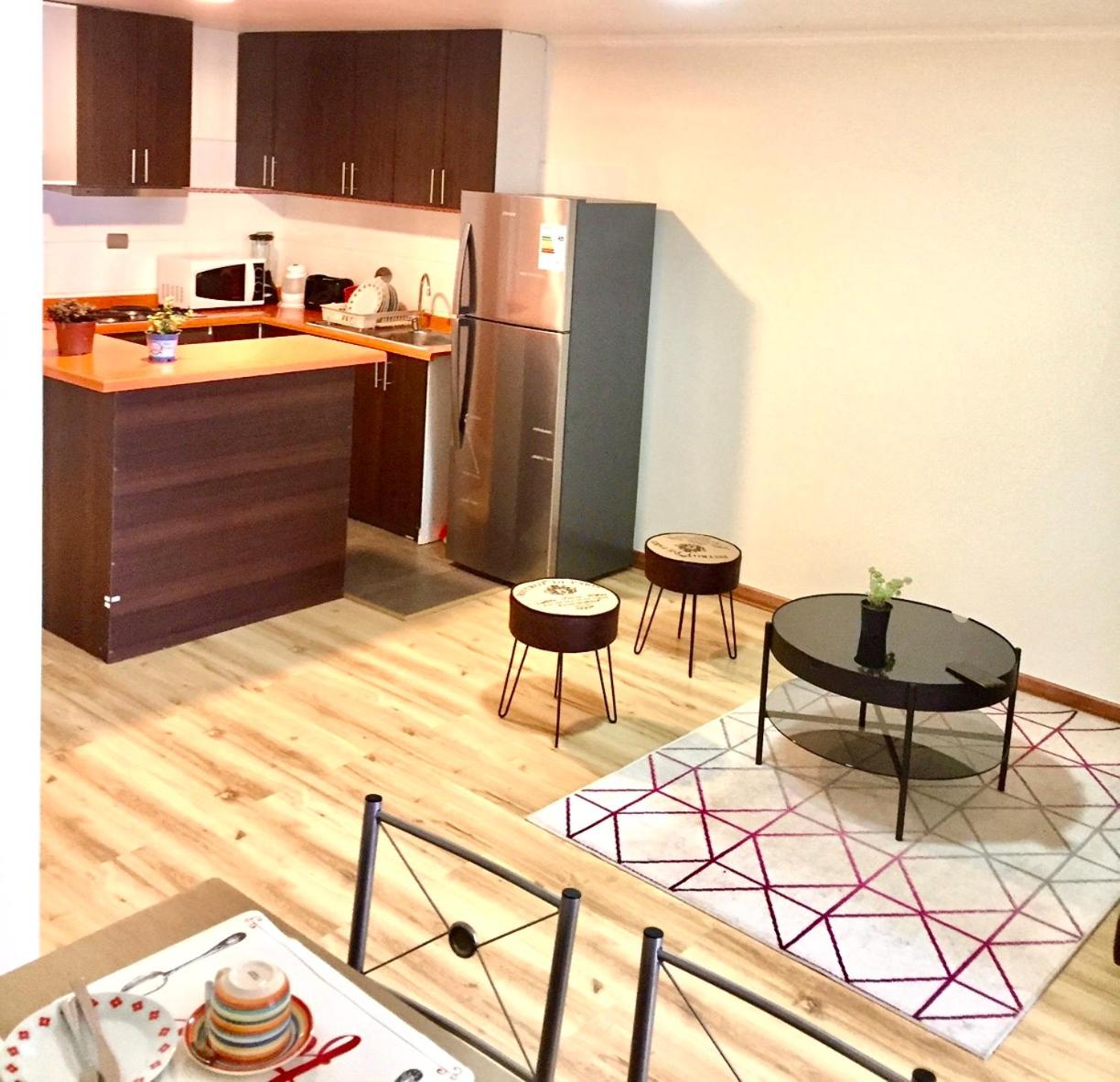 Departamento completo 43 mts2 (2 habs + 1 futón) - Centro Tomé - 5 personas max - Edificio Don Francisco
