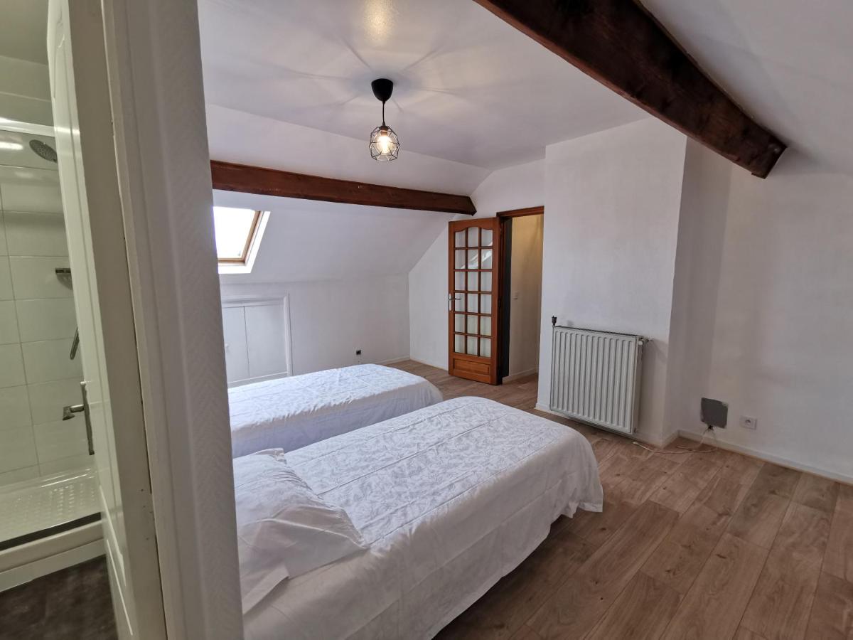 Bondy chambre view 5