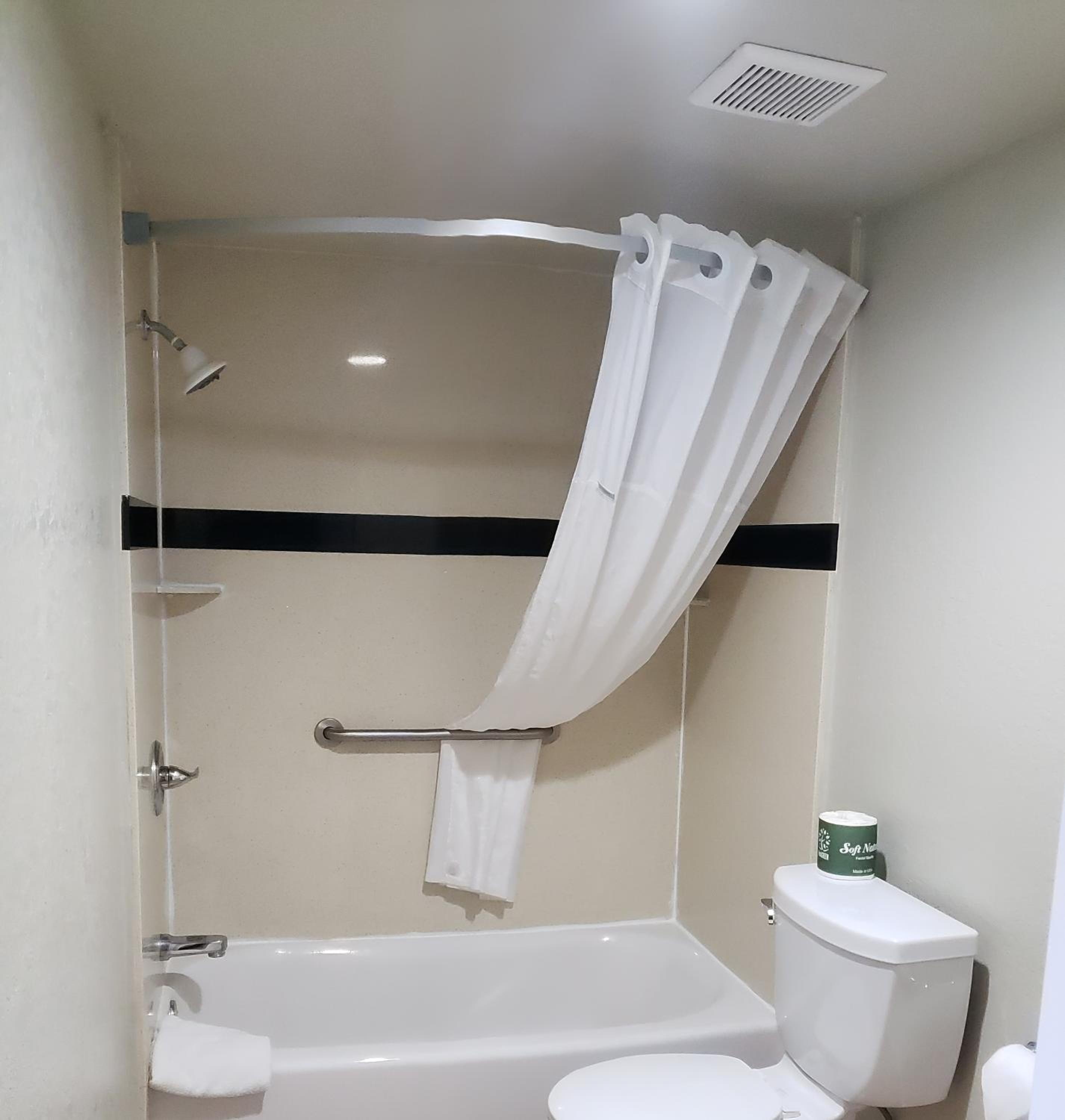 Vallejo Vacations - SureStay Hotel by Best Western Vallejo Napa Valley - Property Image 5