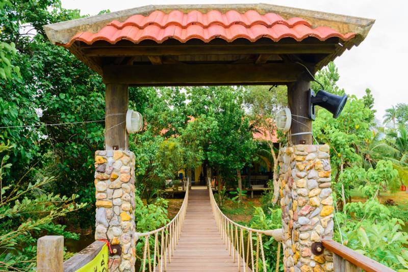 Hotel Chanchaolao Beach Resort - Image 1