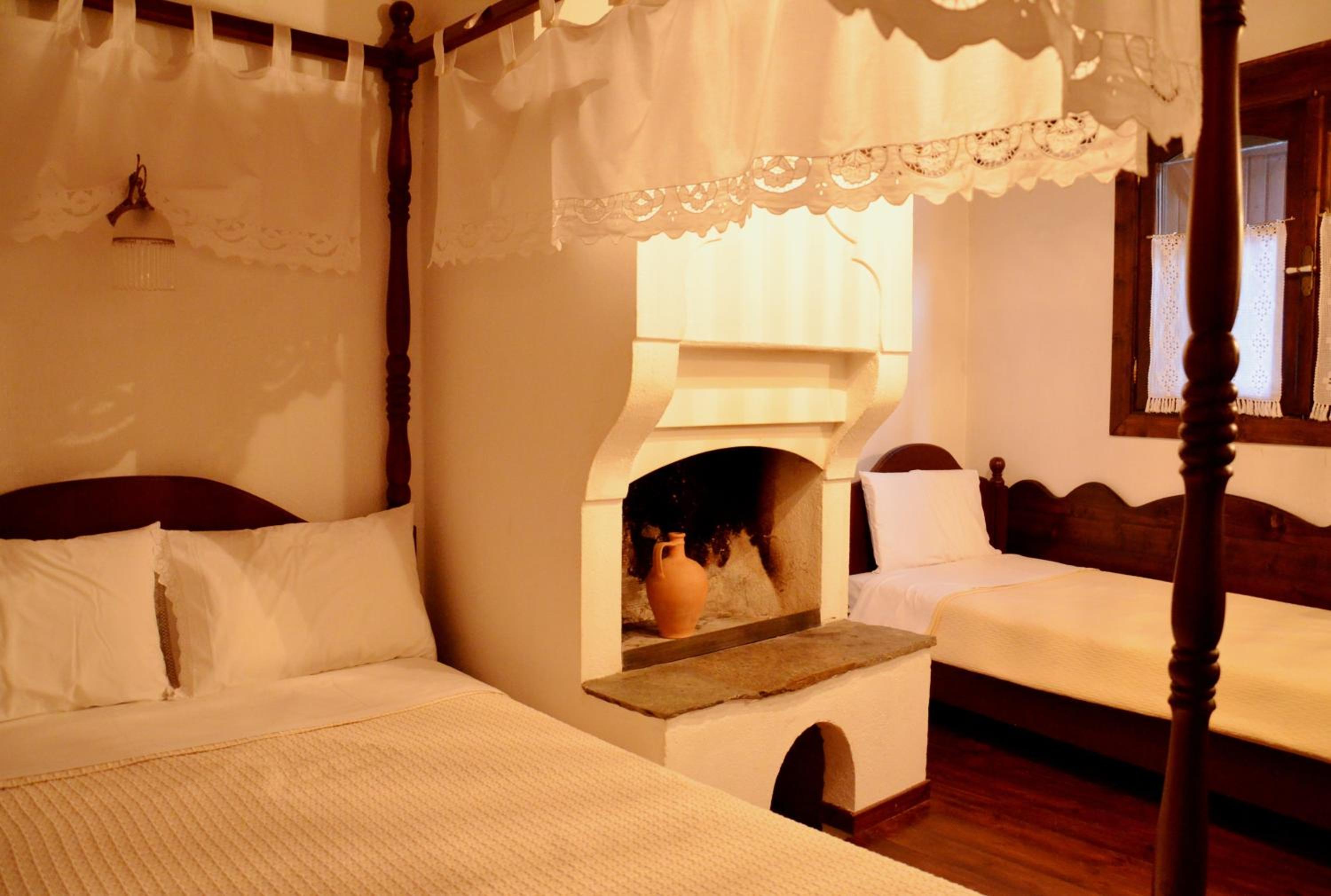 Traditional Guesthouse Lanari