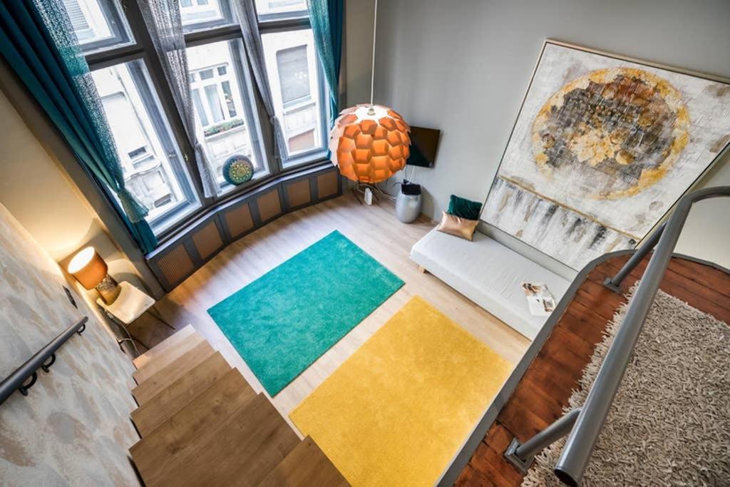 Luxury Pilvax Studio view 2
