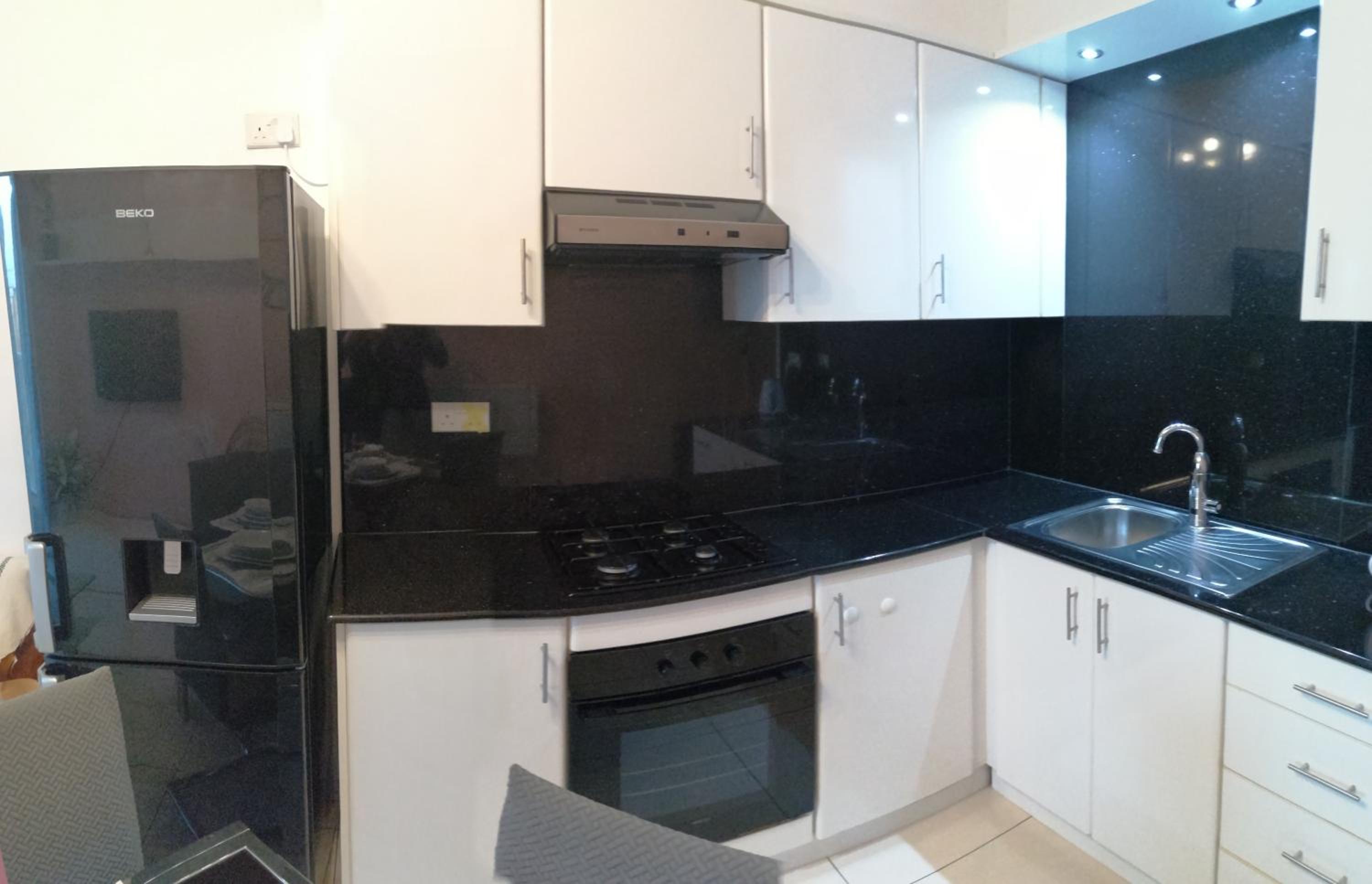 Seabreeze Apartment photo 4