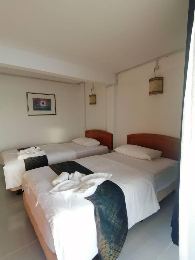 Perhentian Chomel Chalet photo 8