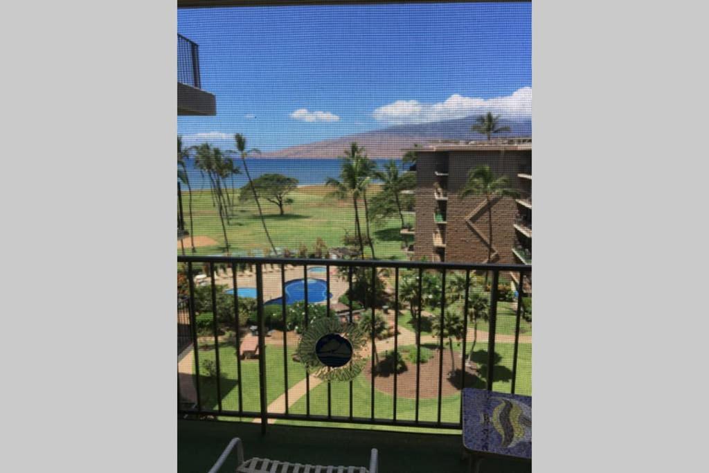 Oceanfront penthouse with amazing views at Kauhale Makai view 3
