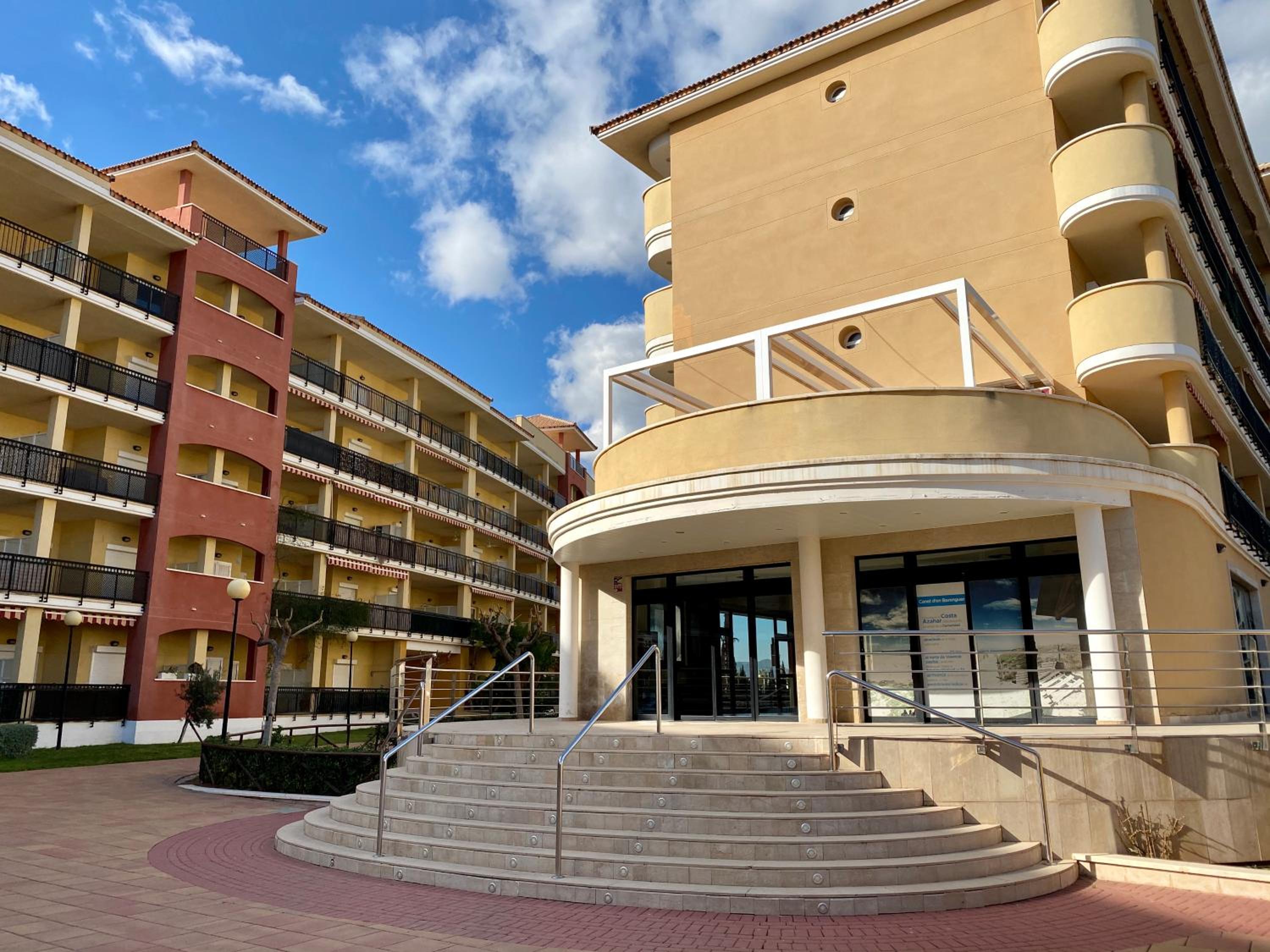 Urbanización Mar de Canet, 2 dormitorios con piscina comunitaria, garaje y wifi view 5