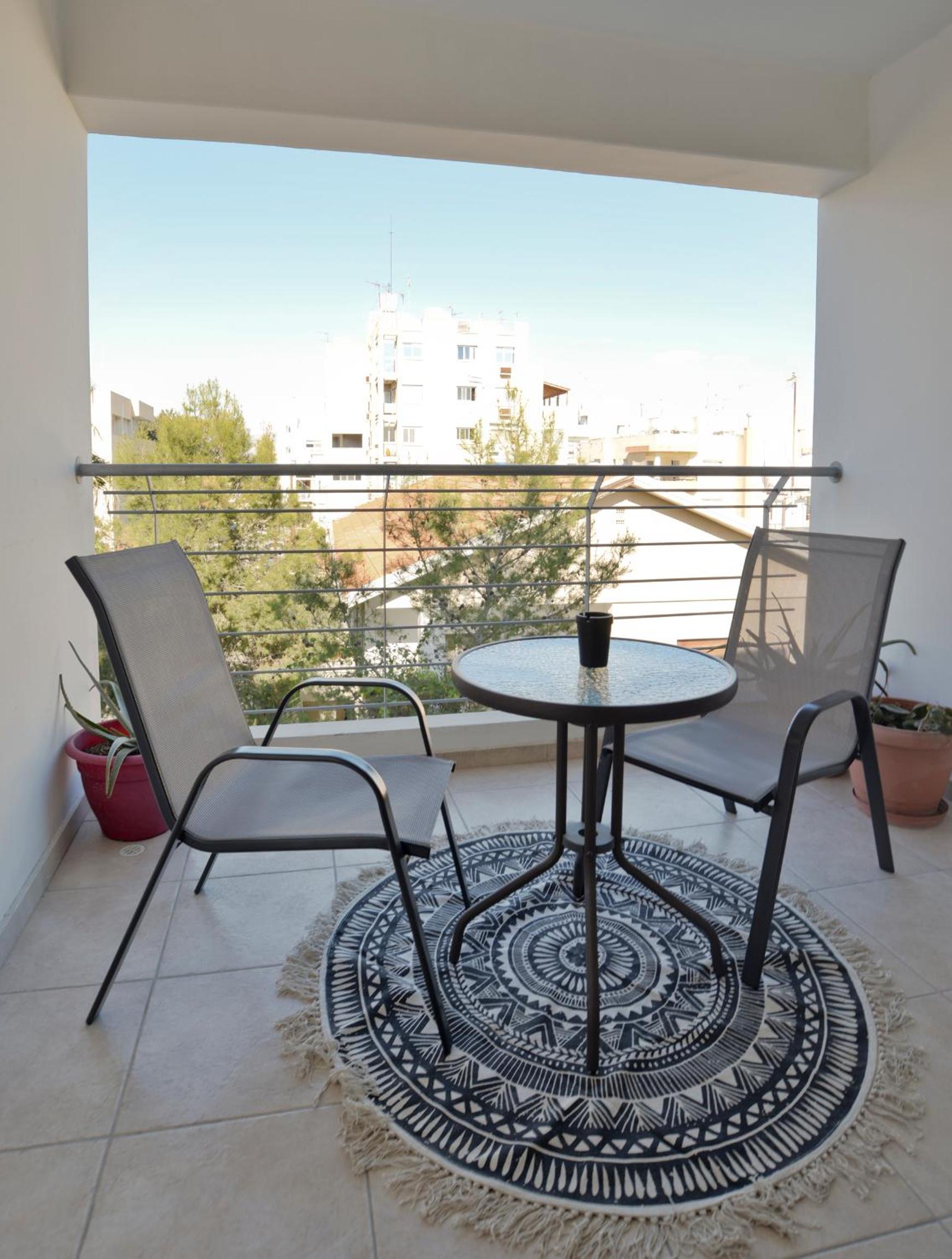 Glabur Stays - The Cozy Atelier - Nicosia City, Free Parking & Wifi, Welcomes You!!! view 4