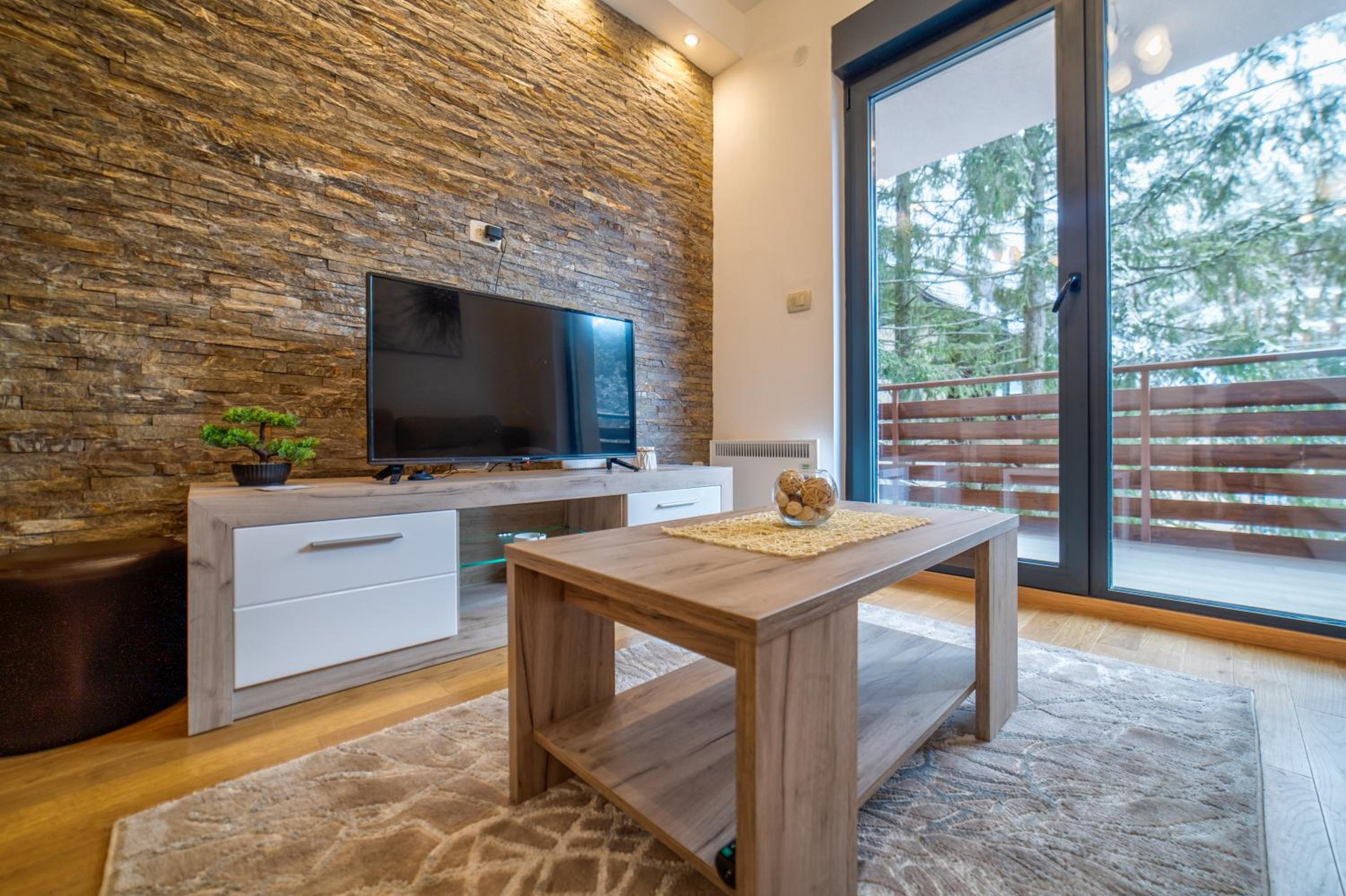 Apartment Imperial in Vila Pekovic Green