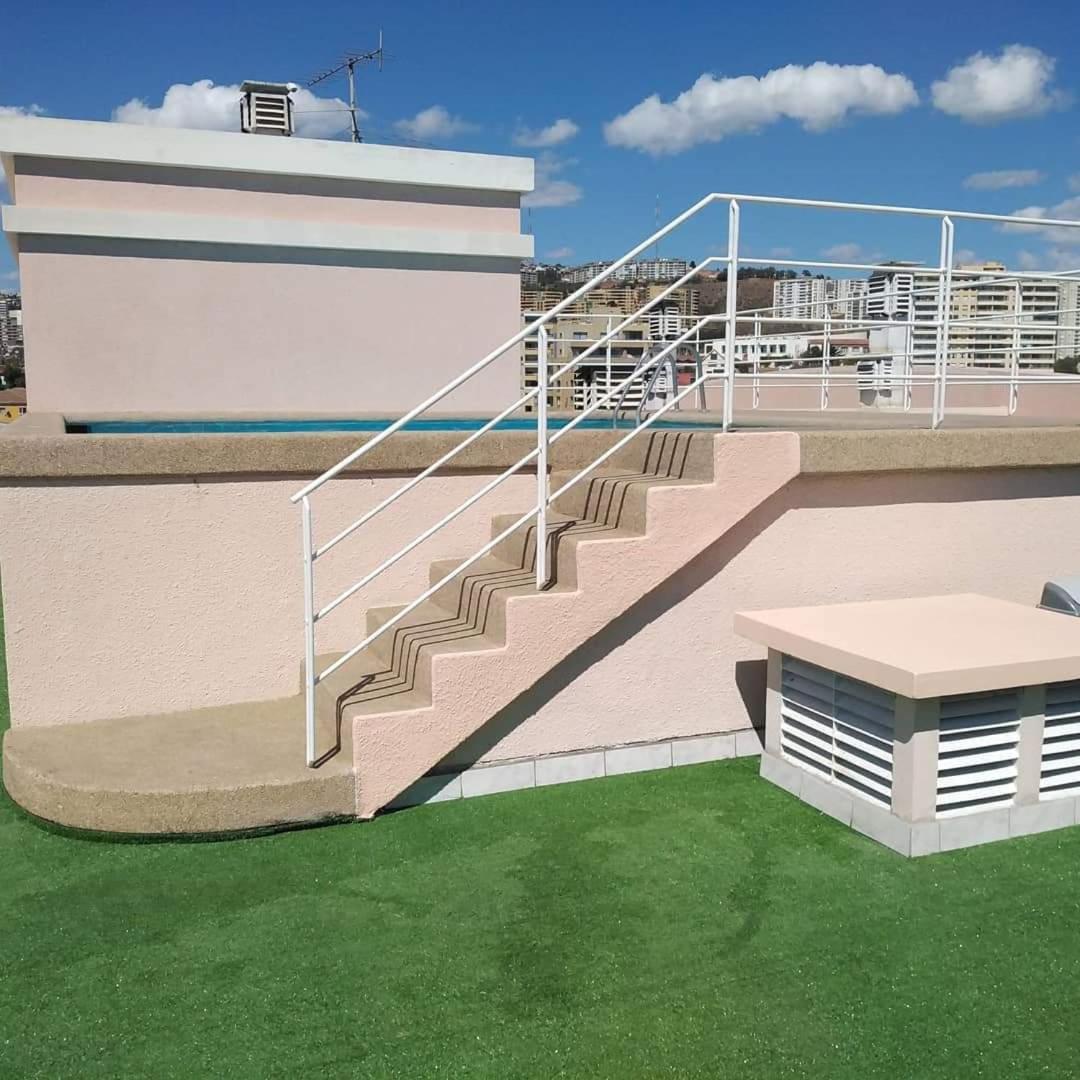 Excellent Large Apartment with Sea View