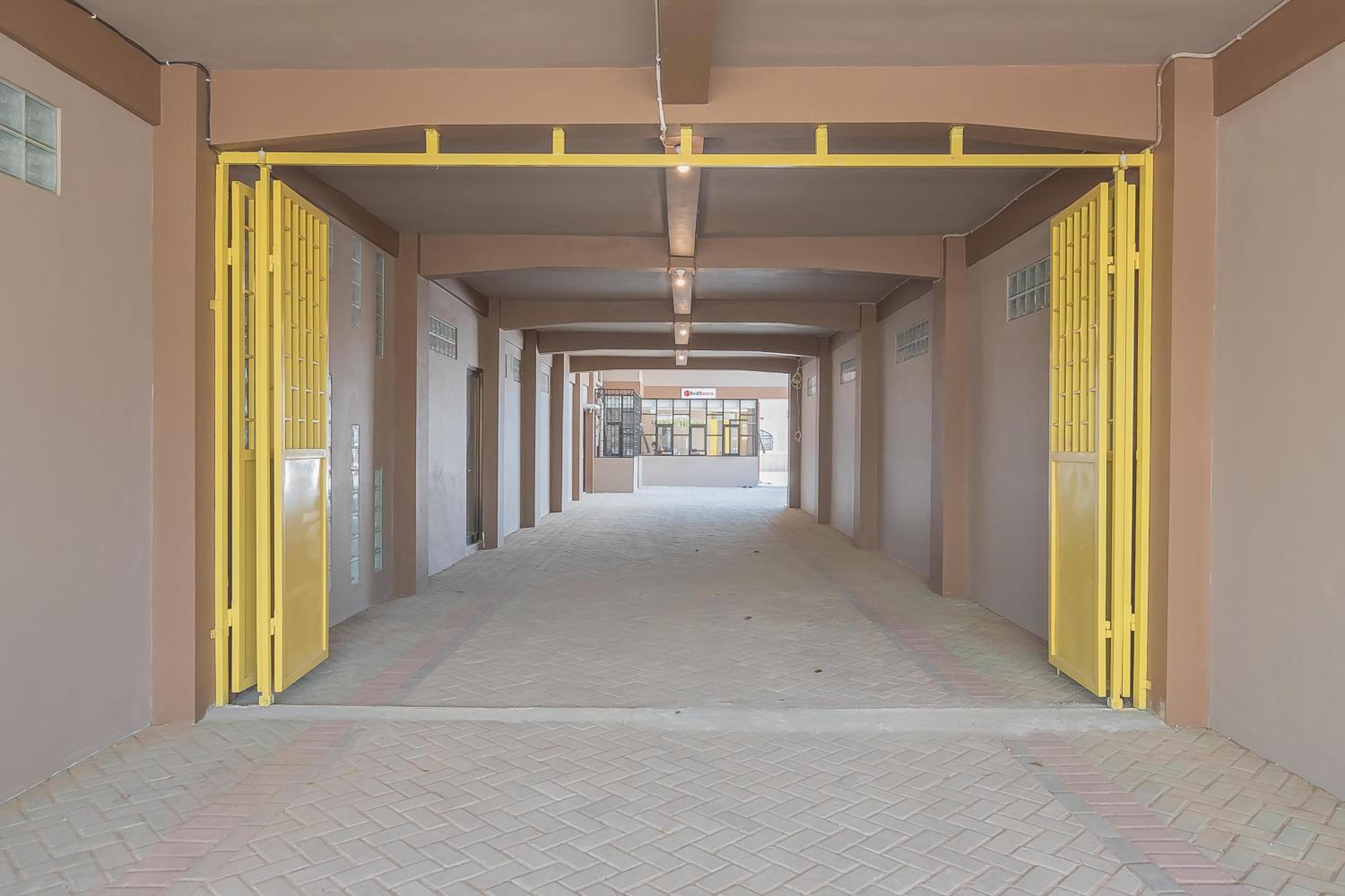 RedDoorz Plus near Taman Budaya Samarinda view 5