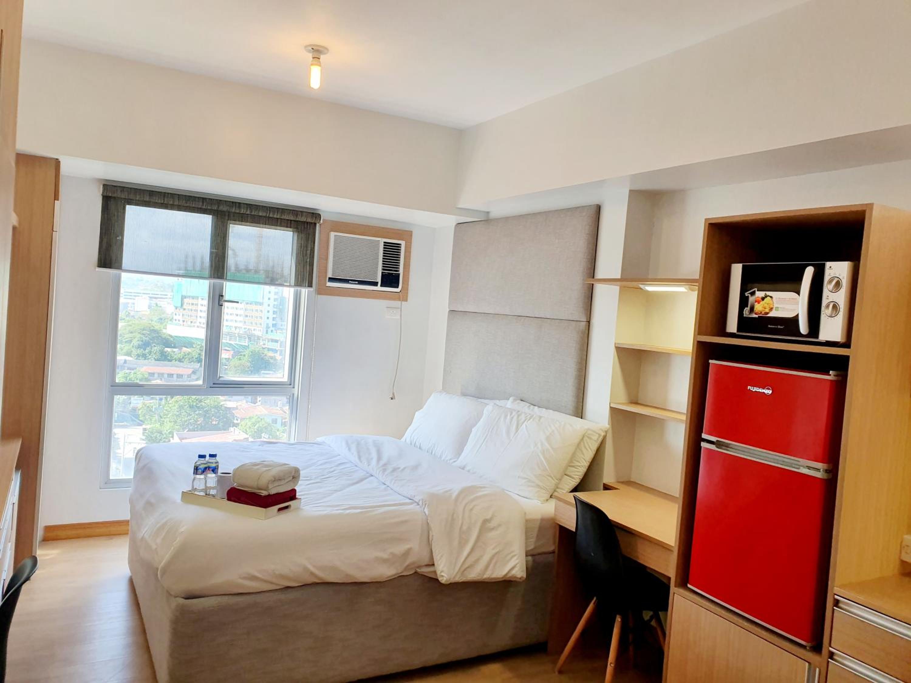 Steff's Condo 816 at Centrio Tower view 5