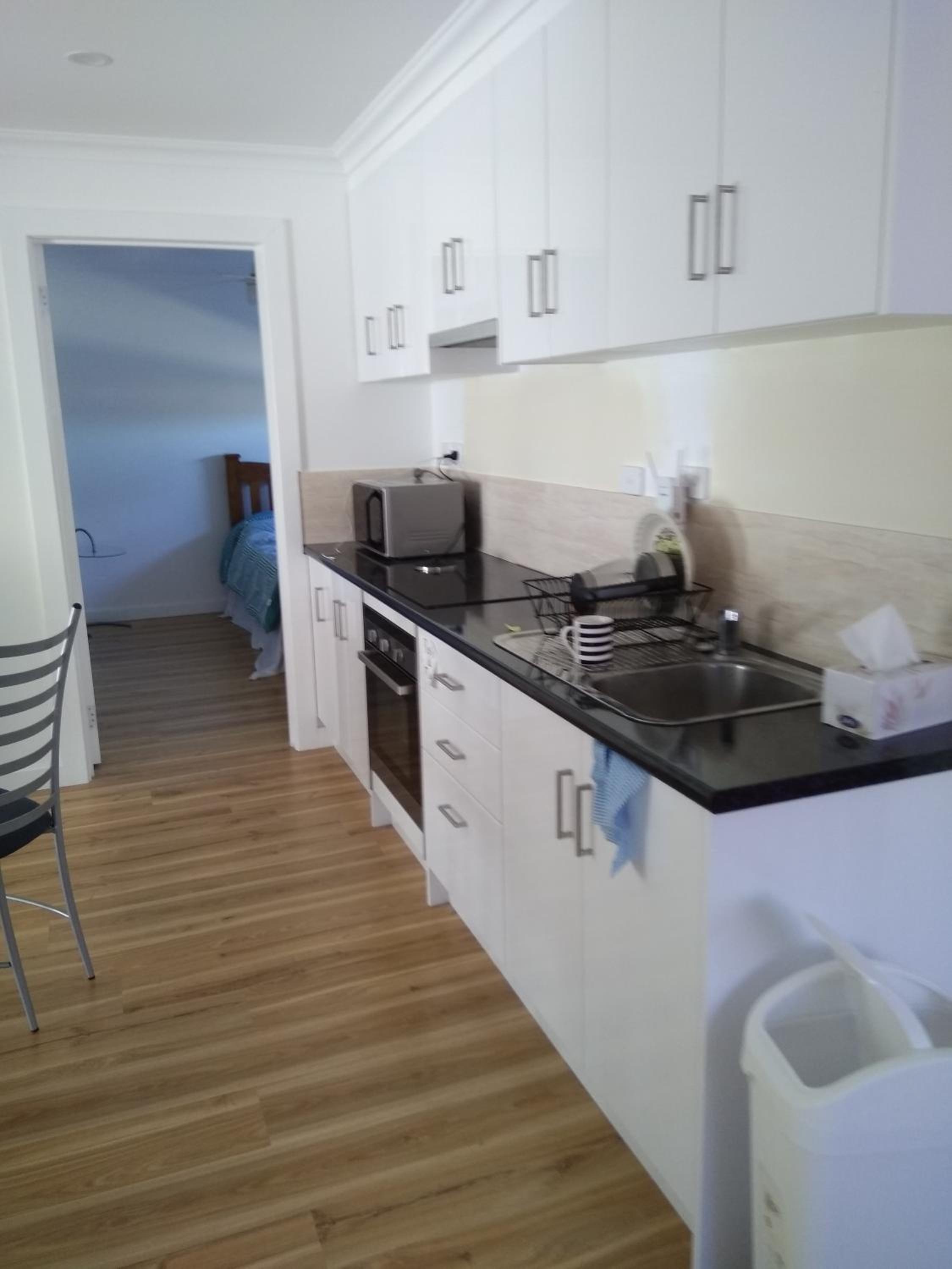DIANELLA Budget Rooms Happy Place to Stay