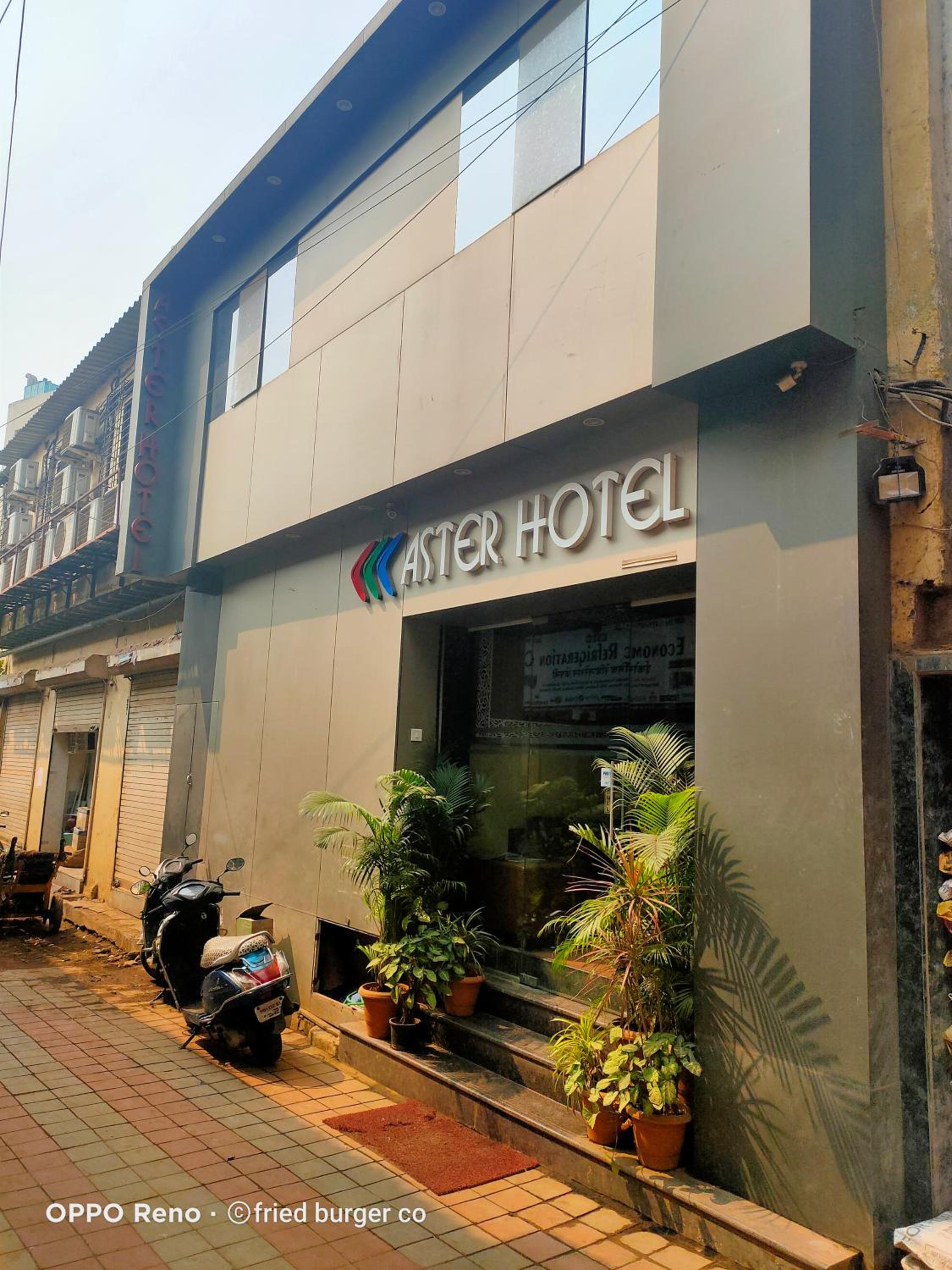 Aster Hotel Near Mumbai Airport view 2