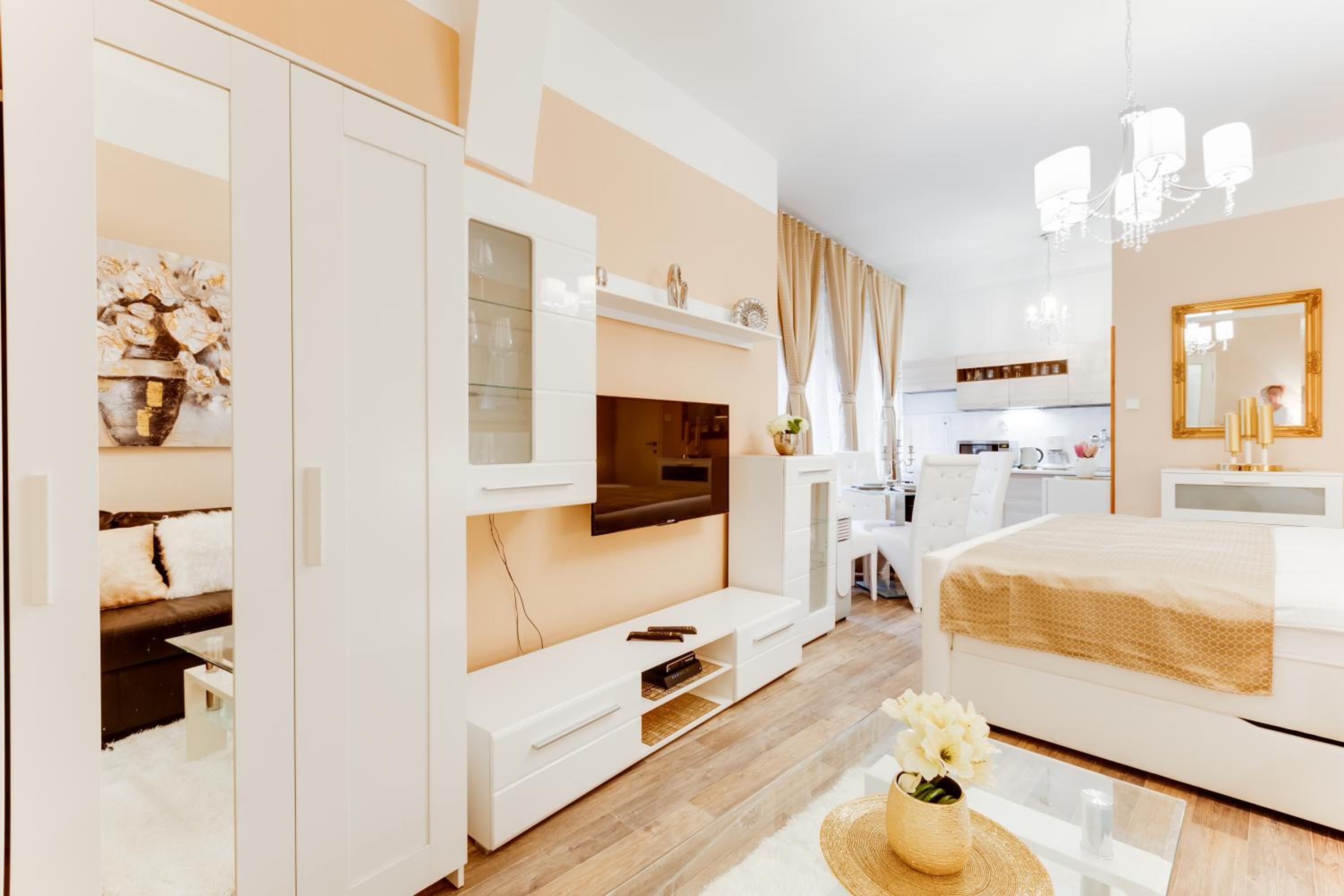 Wenceslass Square Luxury Apartment
