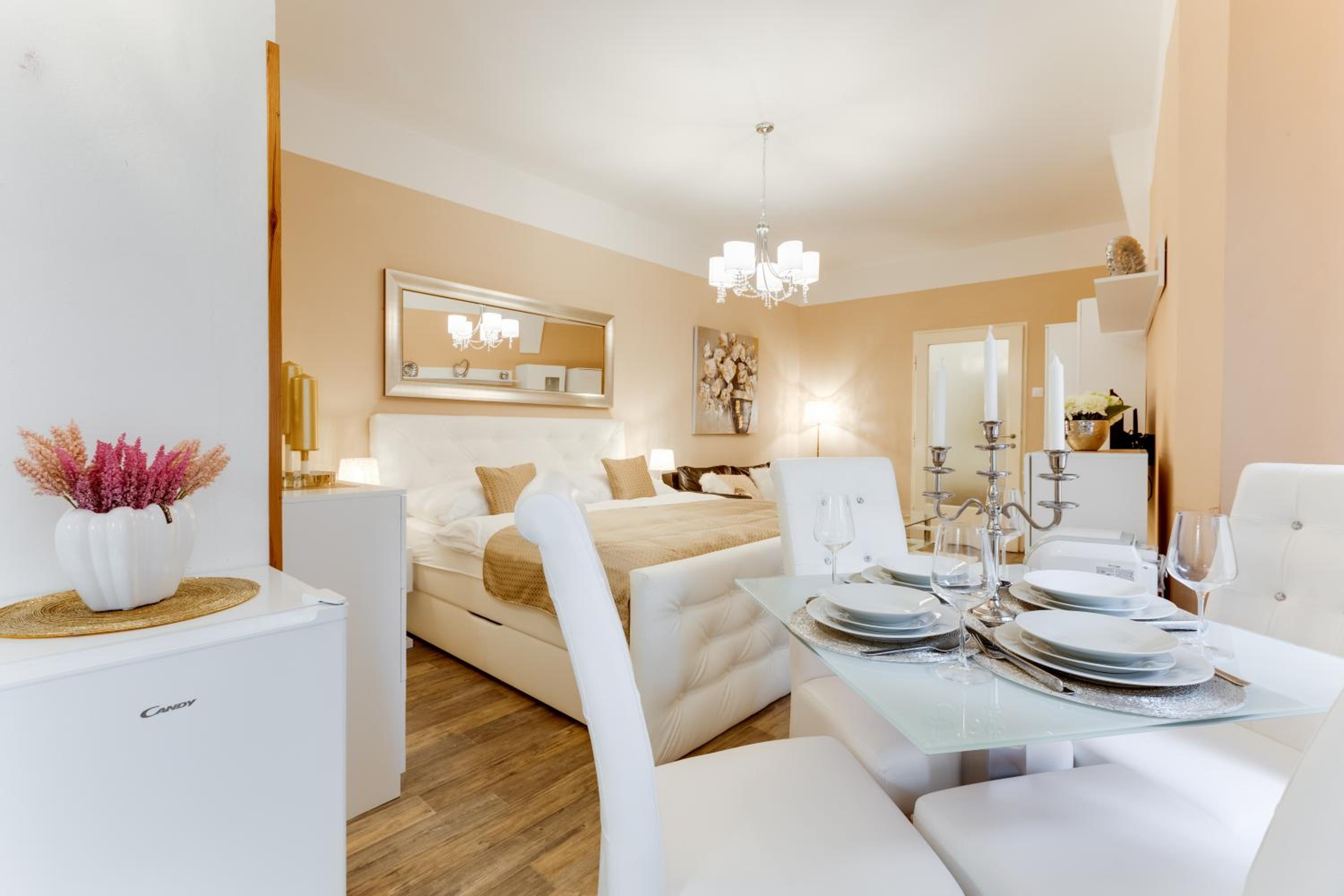 Wenceslass Square Luxury Apartment
