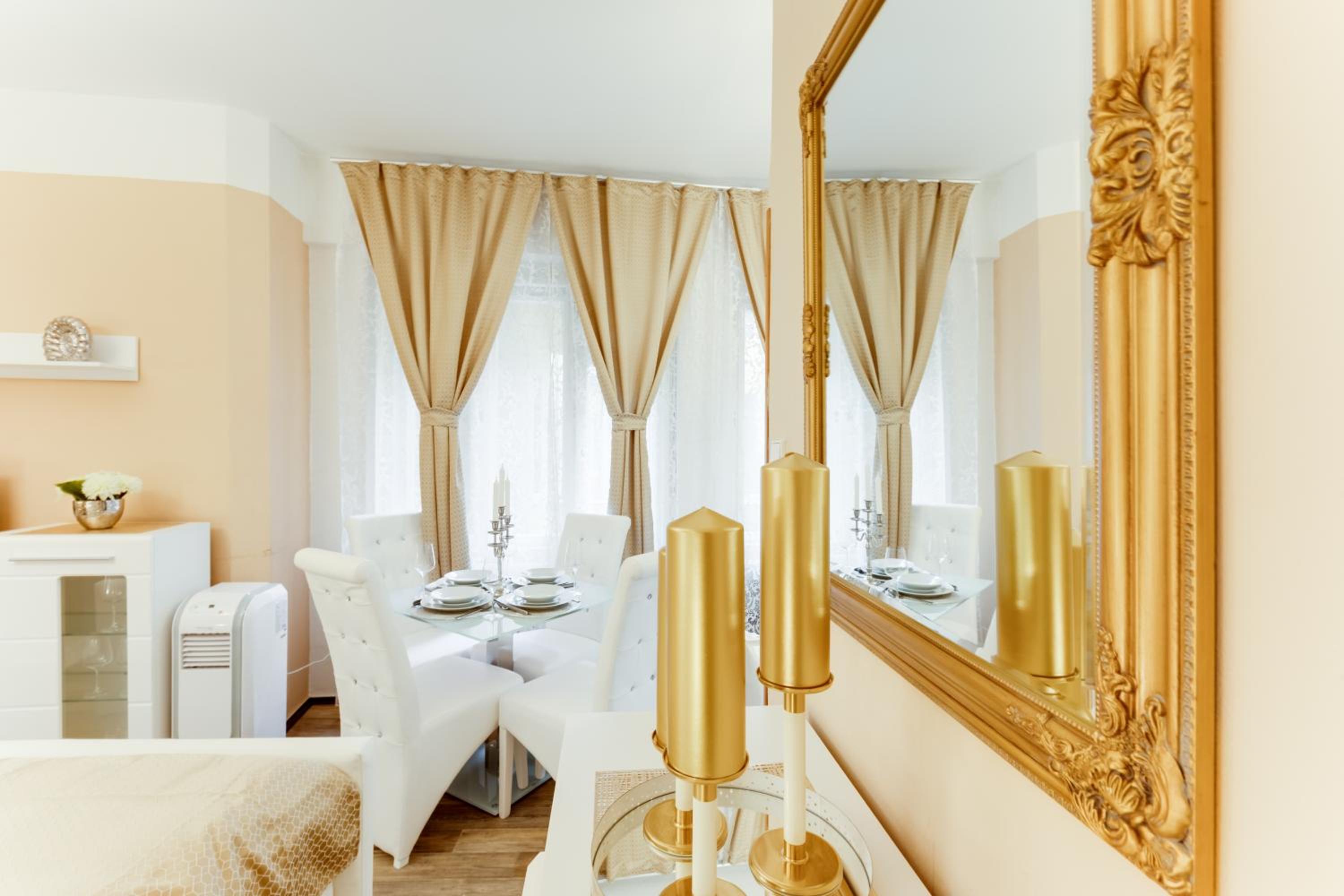 Wenceslass Square Luxury Apartment