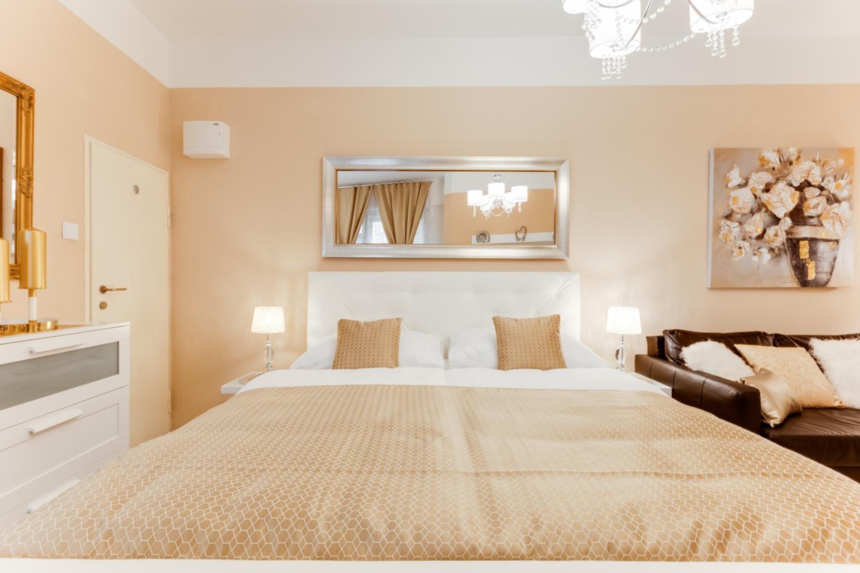 Wenceslass Square Luxury Apartment