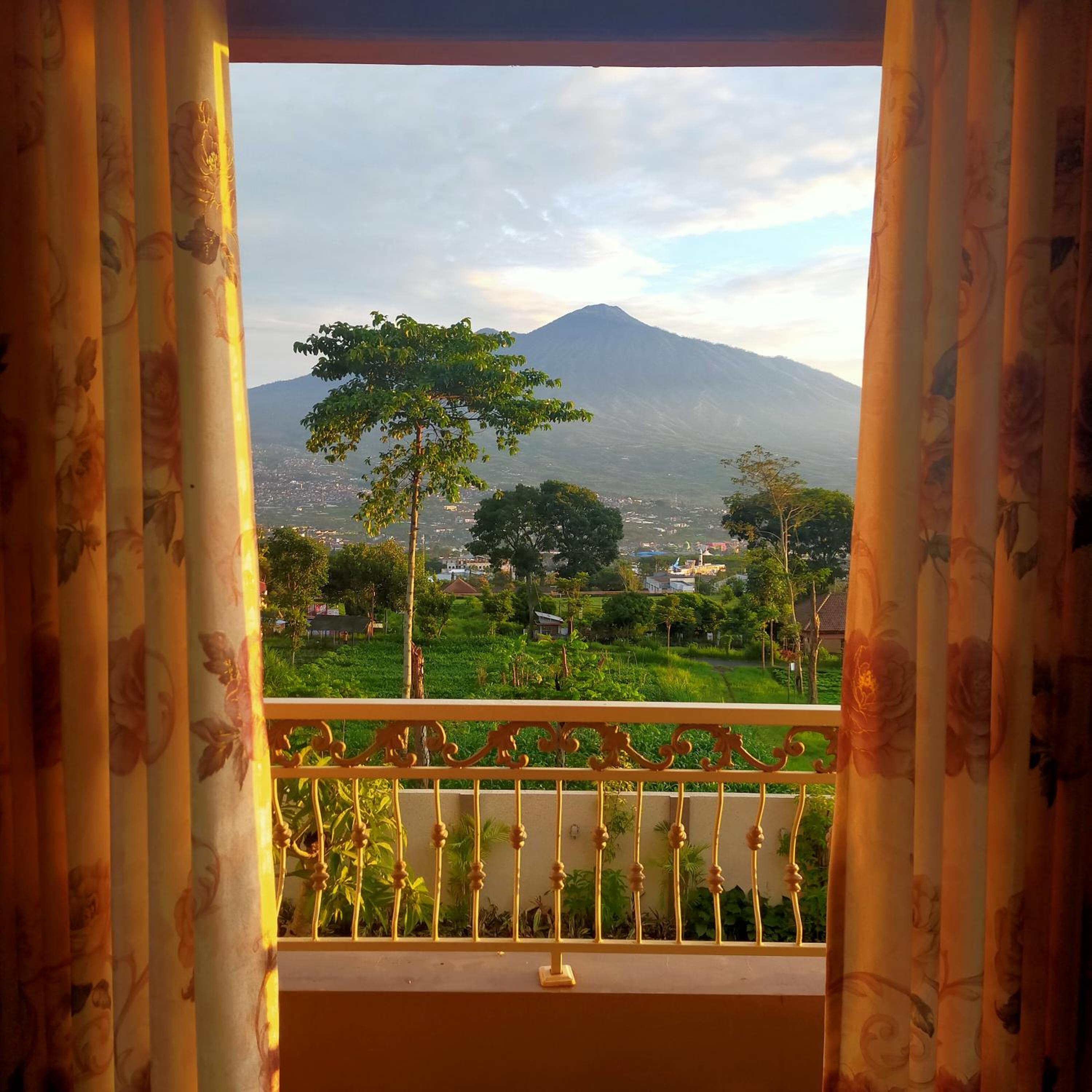 Villa Ayna Syariah view 2